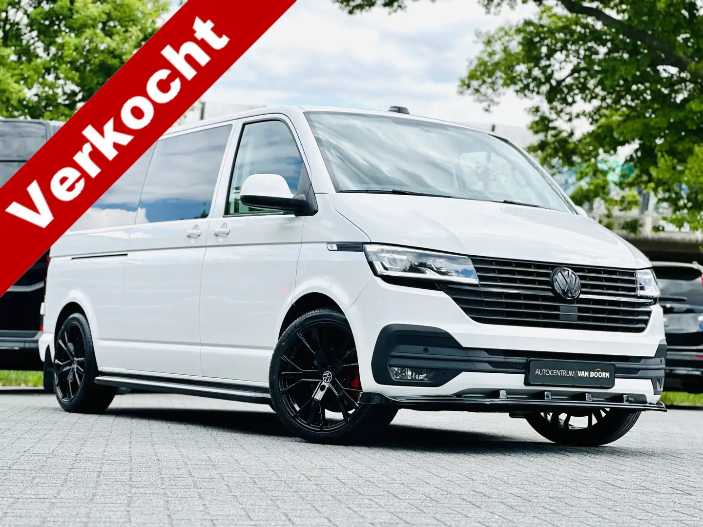Volkswagen T6.1 Transporter 2.0 TDI 150pk | DSG | Lang | 2x Schuifdeur | Exclu Blanc - 1