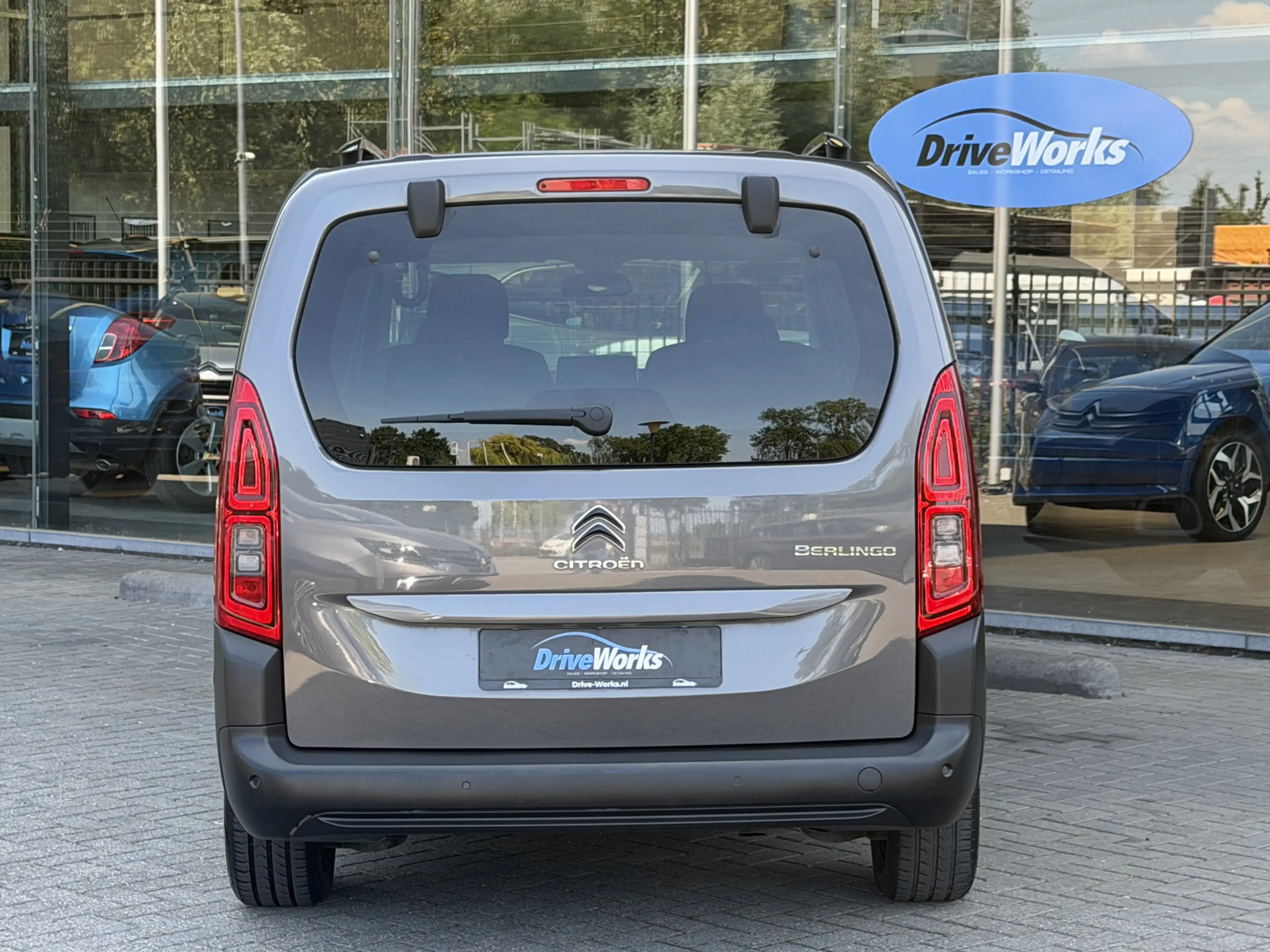 Citroen Berlingo XL 1.2 PureTech Shine 7p. | 7-zits | HUD | LED | N — photo 10