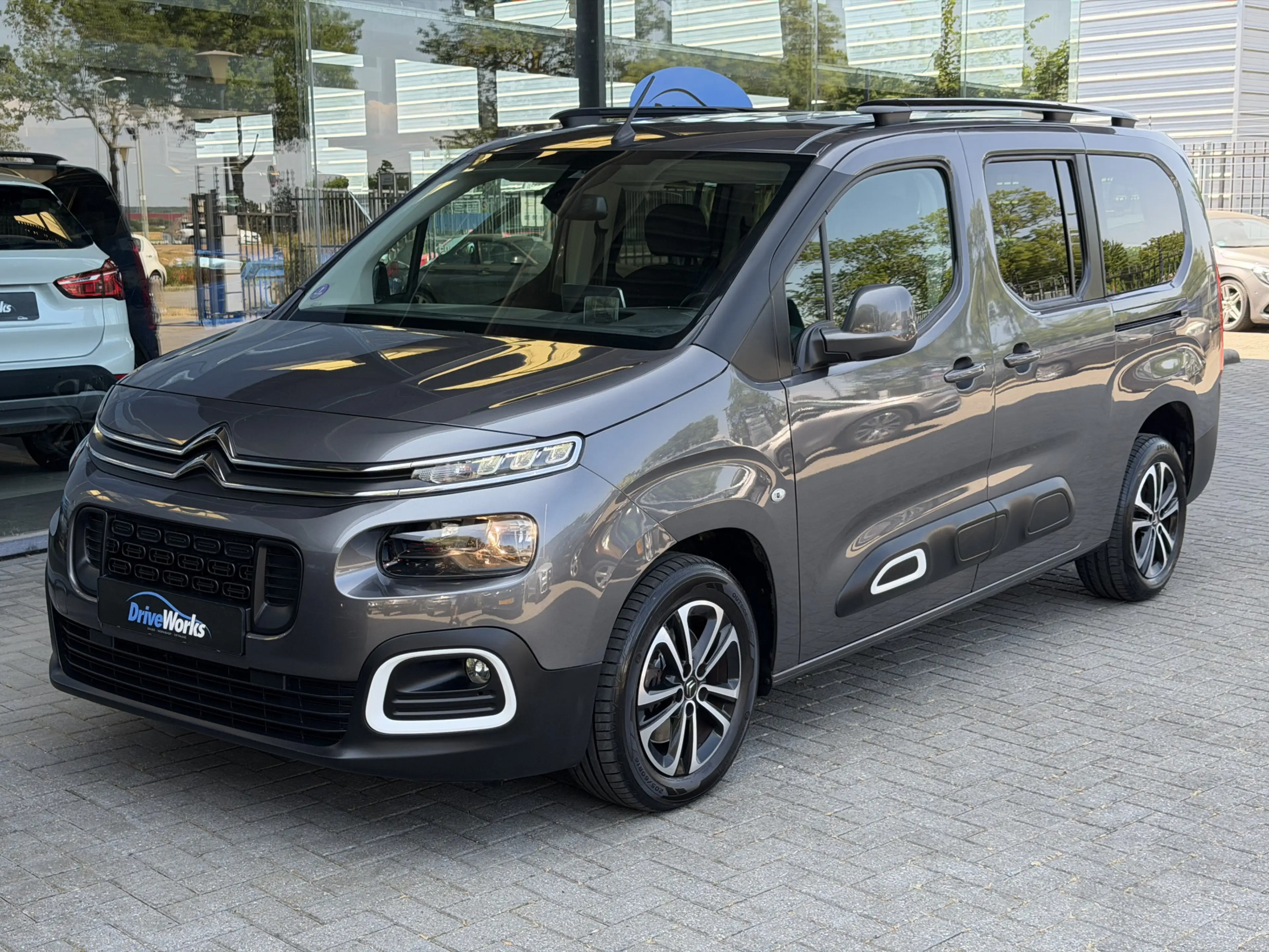 Citroen Berlingo XL 1.2 PureTech Shine 7p. | 7-zits | HUD | LED | N — photo 7