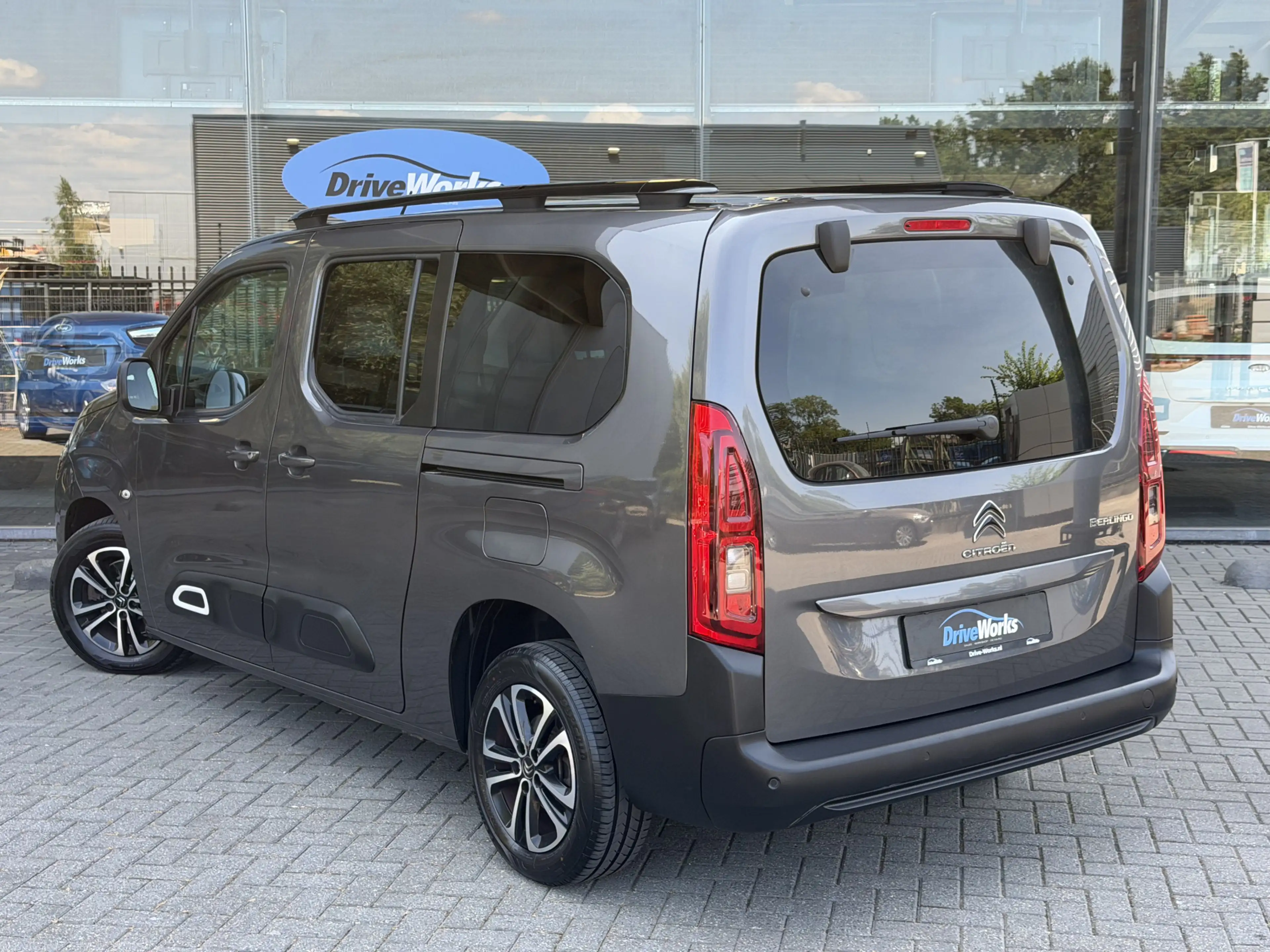 Citroen Berlingo XL 1.2 PureTech Shine 7p. | 7-zits | HUD | LED | N — photo 9