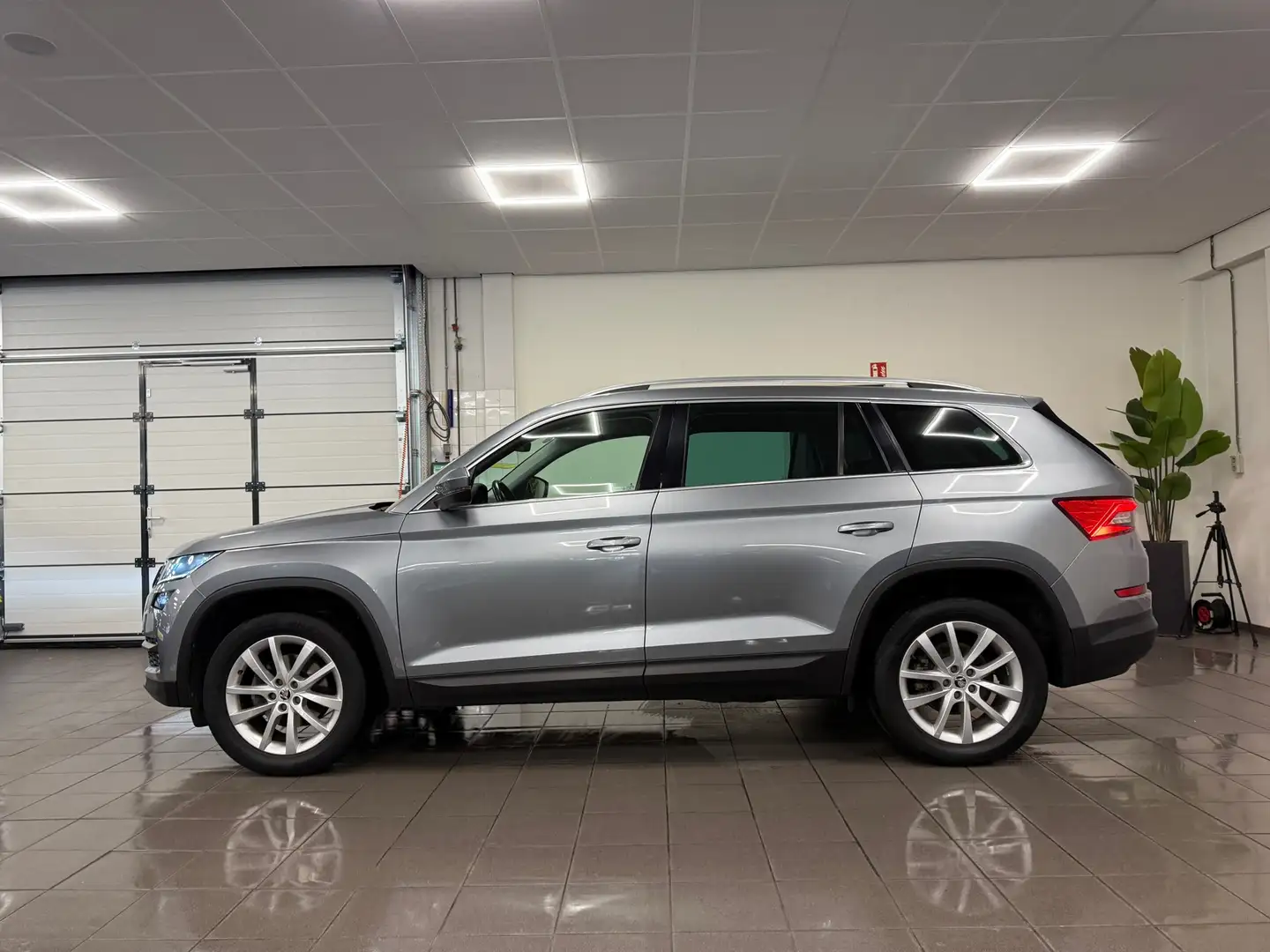 Skoda Kodiaq 1.4 TSI ACT Ambition Business * Automaat / Trekhaa Grau - 2
