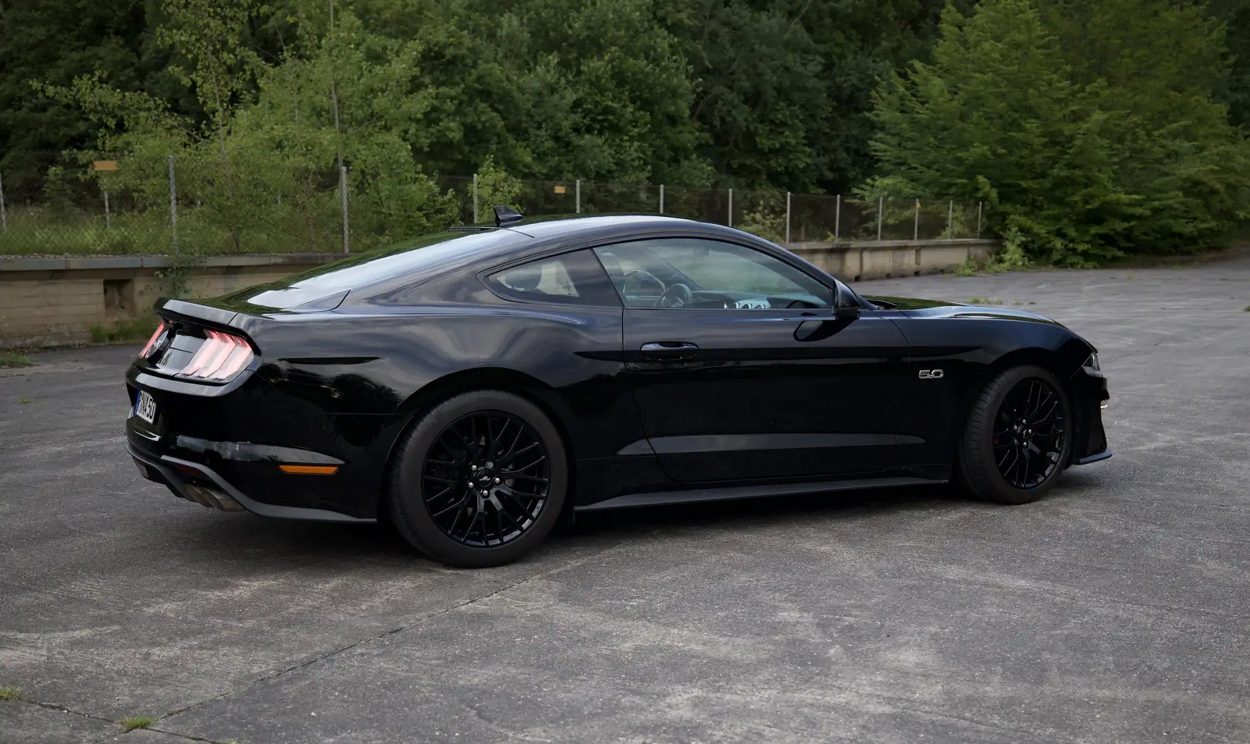 Ford Mustang GT 5.0 DE Vollausstattung Premium MagneRide B&O Schwarz - 2