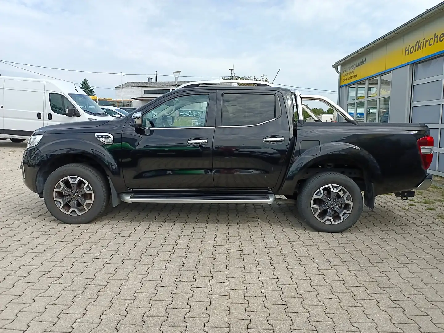 Renault Alaskan Alaskan DK Twin-Turbo dCi 190 Auto 7-Gang 4WD I... Schwarz - 2