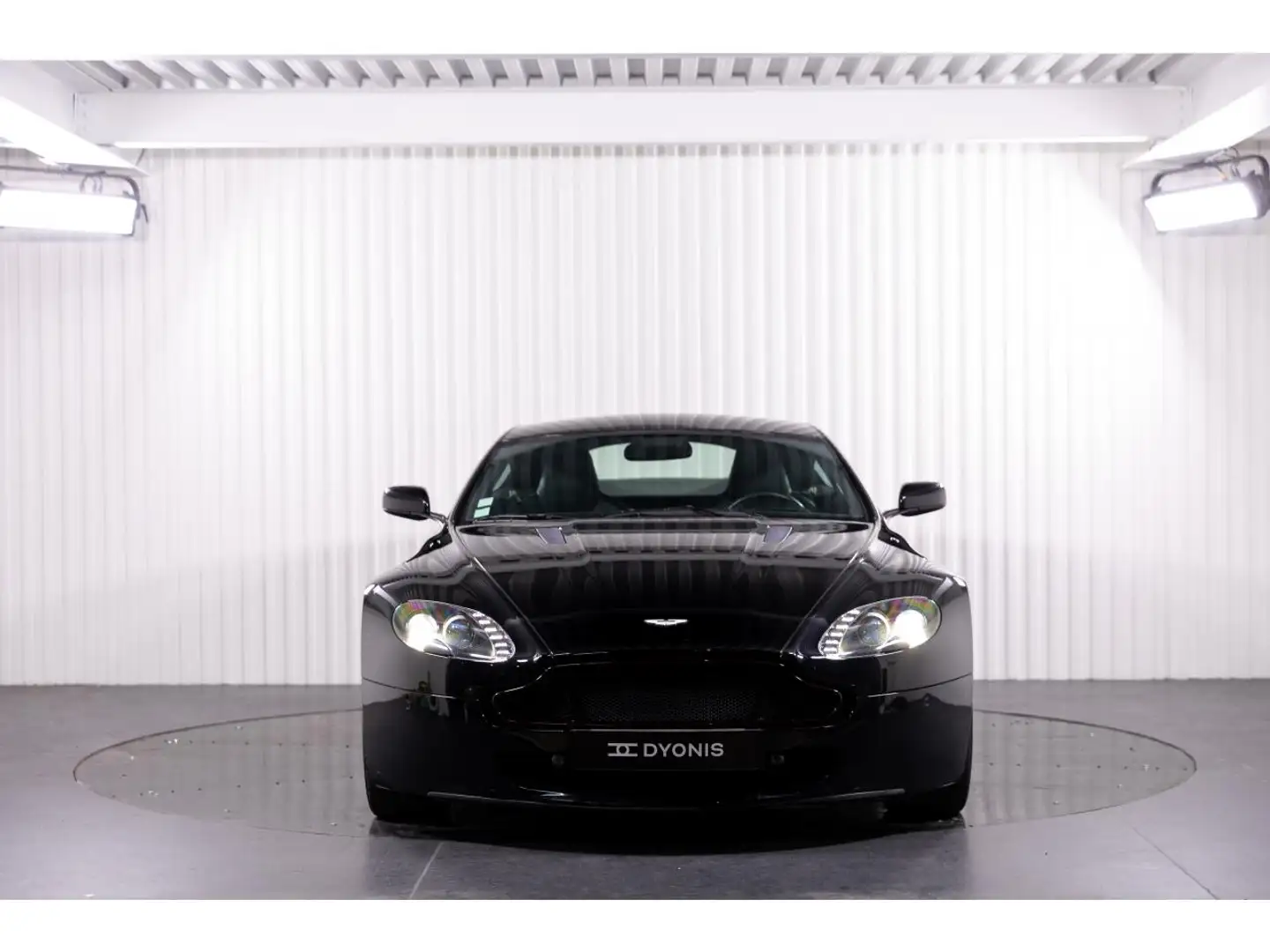 Aston Martin Vantage V8 4.7L 420CV Černá - 2