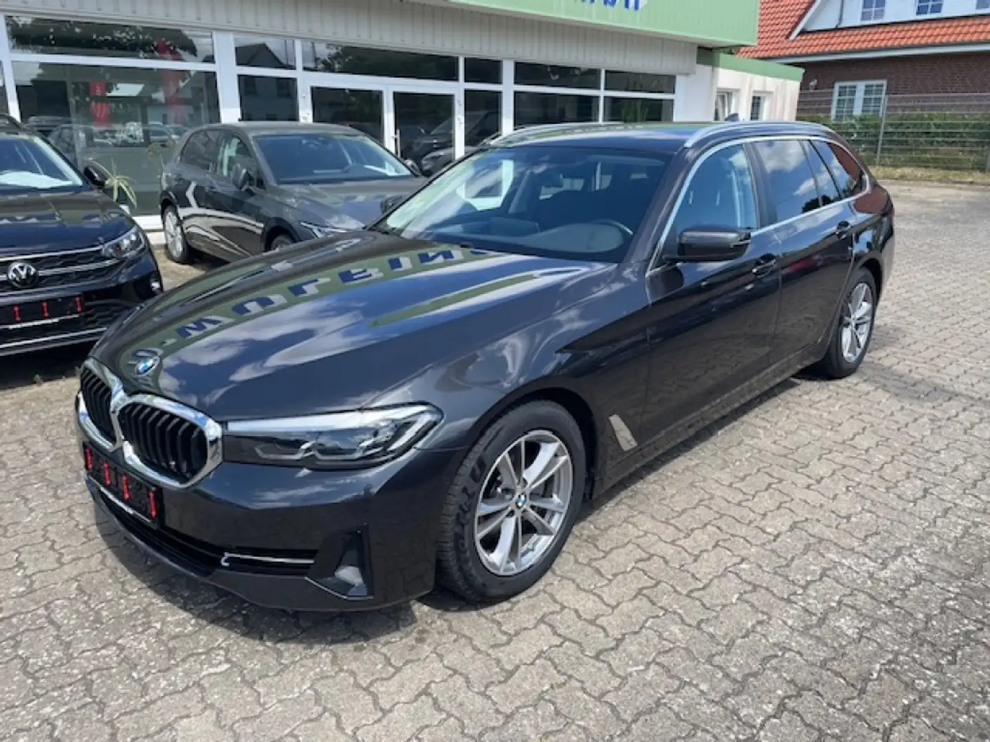 BMW 520 d Touring 1. Hd. Kamera LED Navi schw. AHK Grigio - 2