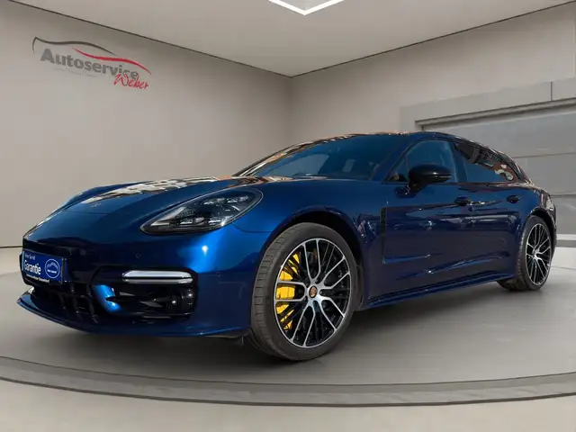 Porsche Panamera Sport Turismo Turbo S / Approved