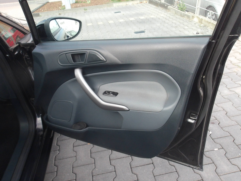 Ford Fiesta Fiesta  5-Türer — photo 21