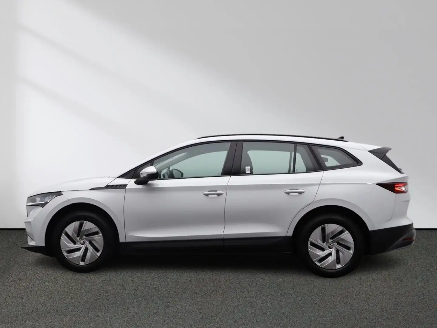 Skoda Enyaq 50 Loft LED Navi Tempomat Lane Assist Blanc - 2