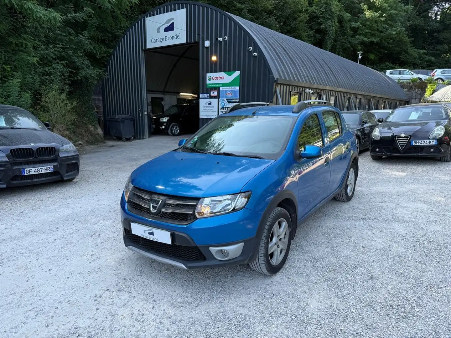 Dacia Sandero Stepway 0.9i 90cv BVA Prestige 2e main Bleu - 1