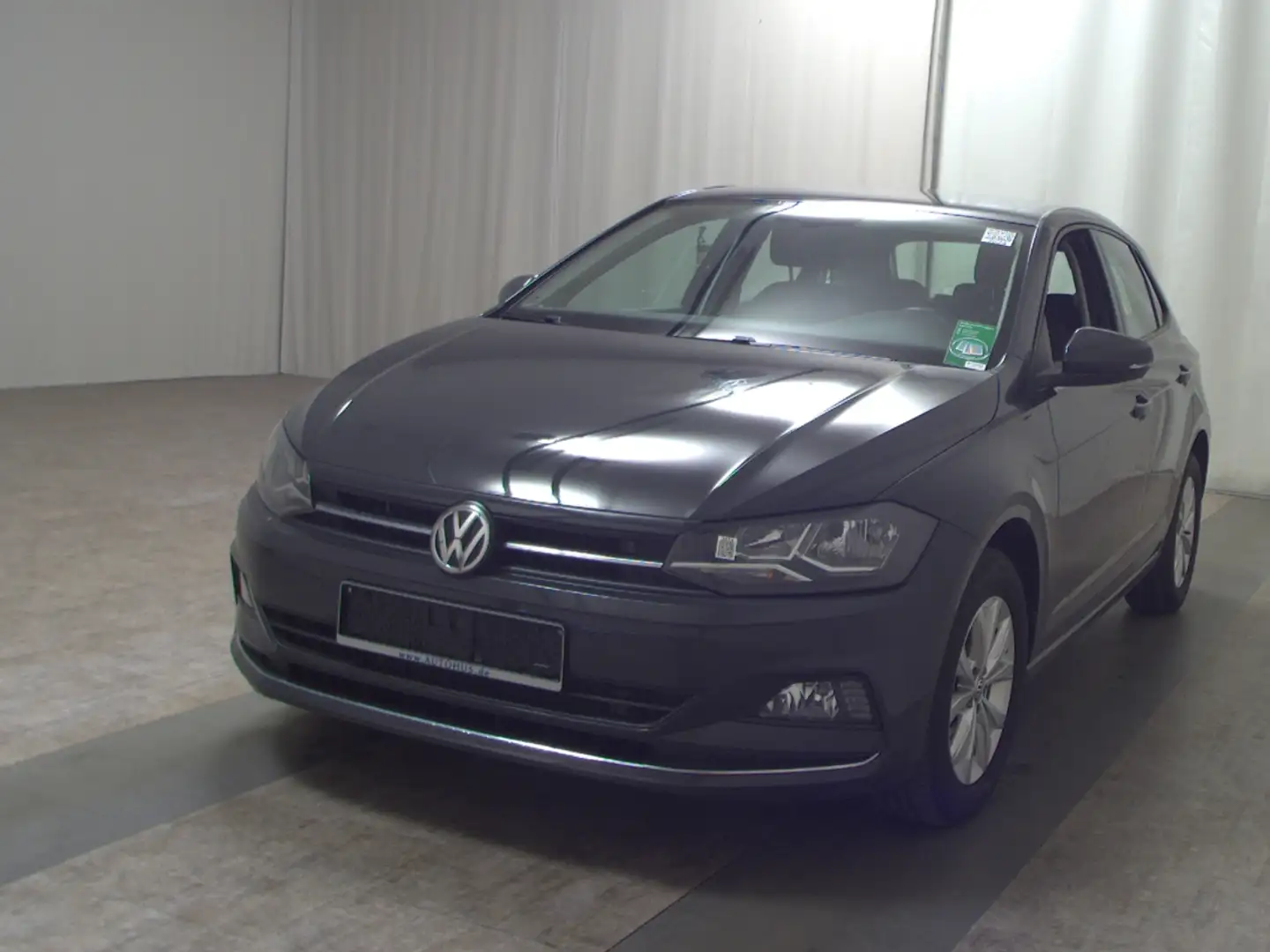 Volkswagen Polo VI 1.6 TDI Highline AHK ACC Navi AUT Grau - 2