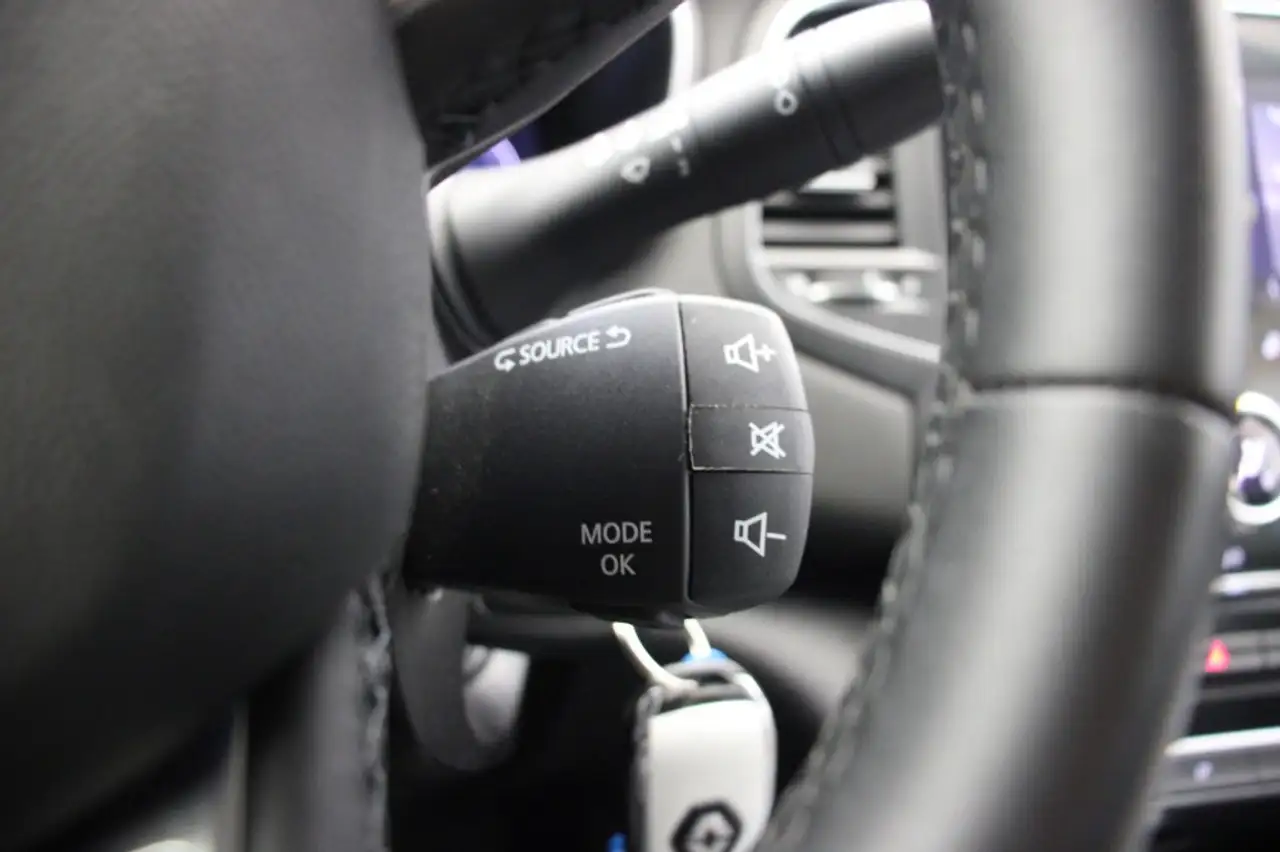 Renault Megane Estate 1.6 E-Tech Plug-In Hybrid 160 Zen Digitaa, миниатюра 27