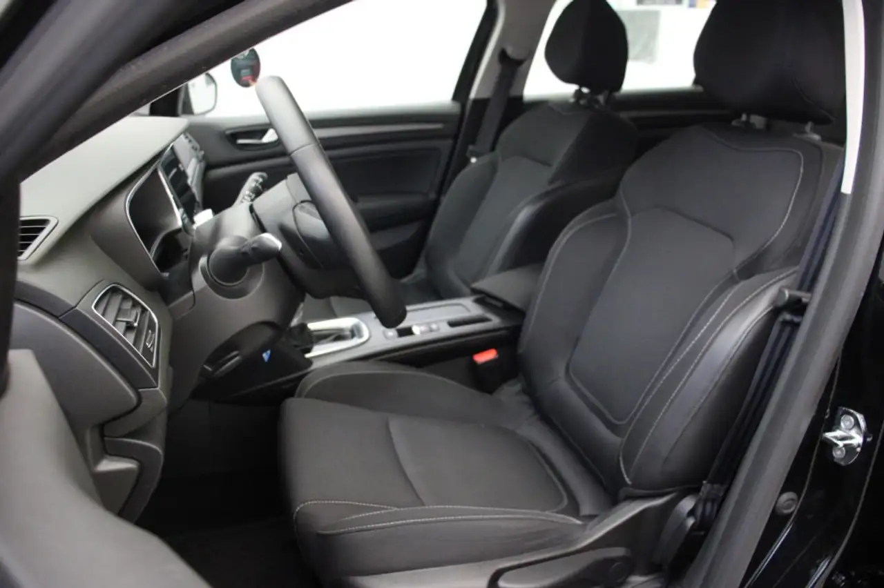 Renault Megane Estate 1.6 E-Tech Plug-In Hybrid 160 Zen Digitaa, миниатюра 10