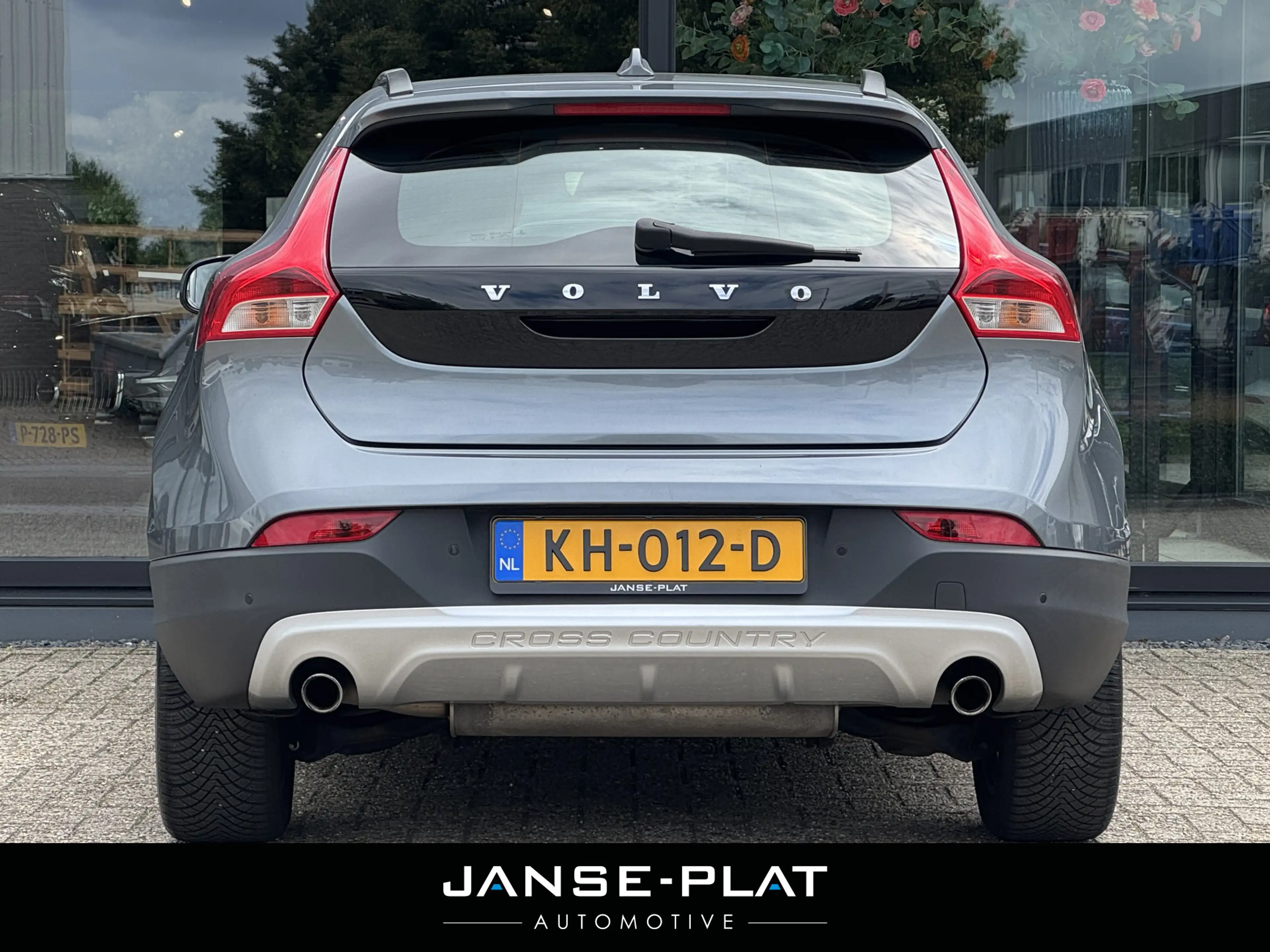 Volvo V40 Cross Country 2.0 T3 Nordic+ Stoelverw. | Standkachel | Nette Au — photo 7