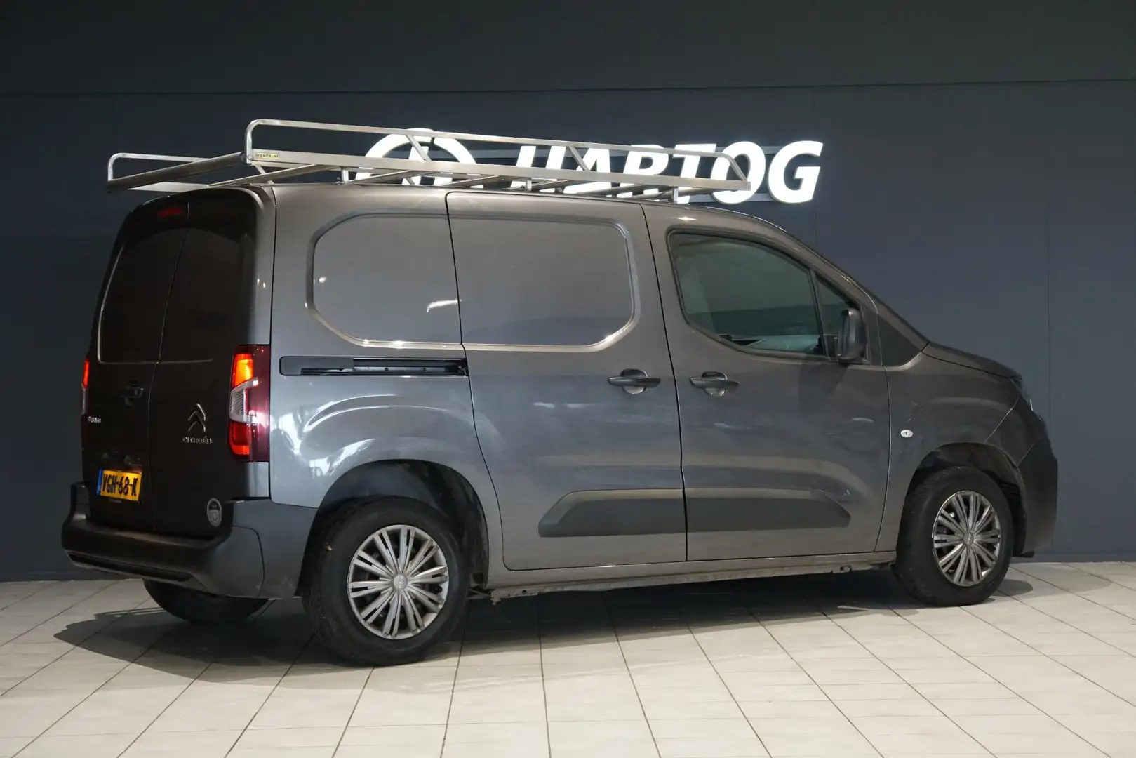 Citroen Berlingo 1.5 BlueHDI Control + NAP / IMPERIAAL / BLUETOOTH Grijs - 2