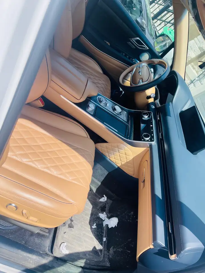 2023 Genesis GV80