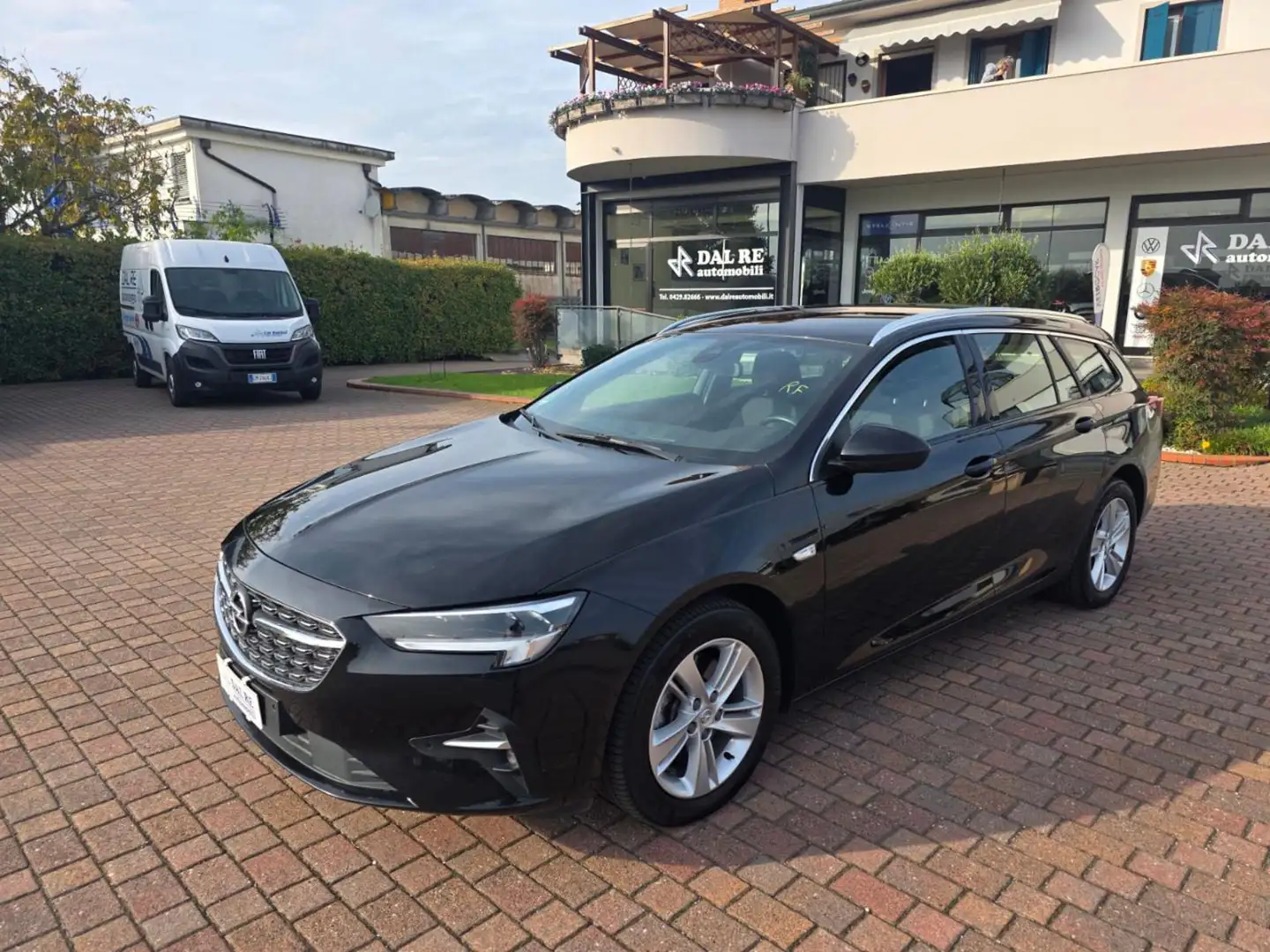 Opel Insignia 2.0 CDTI 174 CV S&S aut. Sports Tourer Business Nero - 1