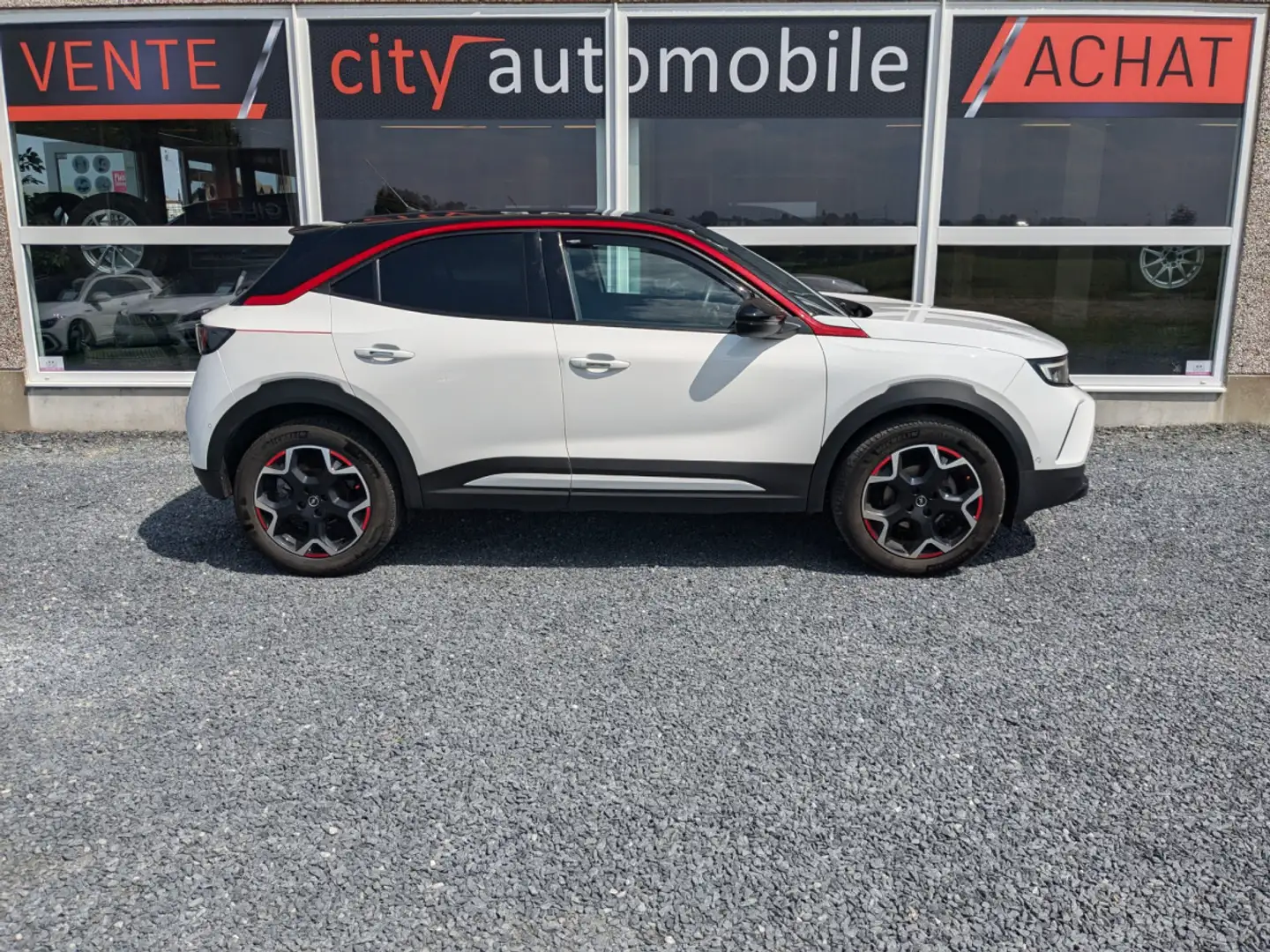 Opel Mokka 1.2 Turbo CARPLAY CLIM AUTO SIEGES CHAUFF CAMERA 3 Blanc - 2