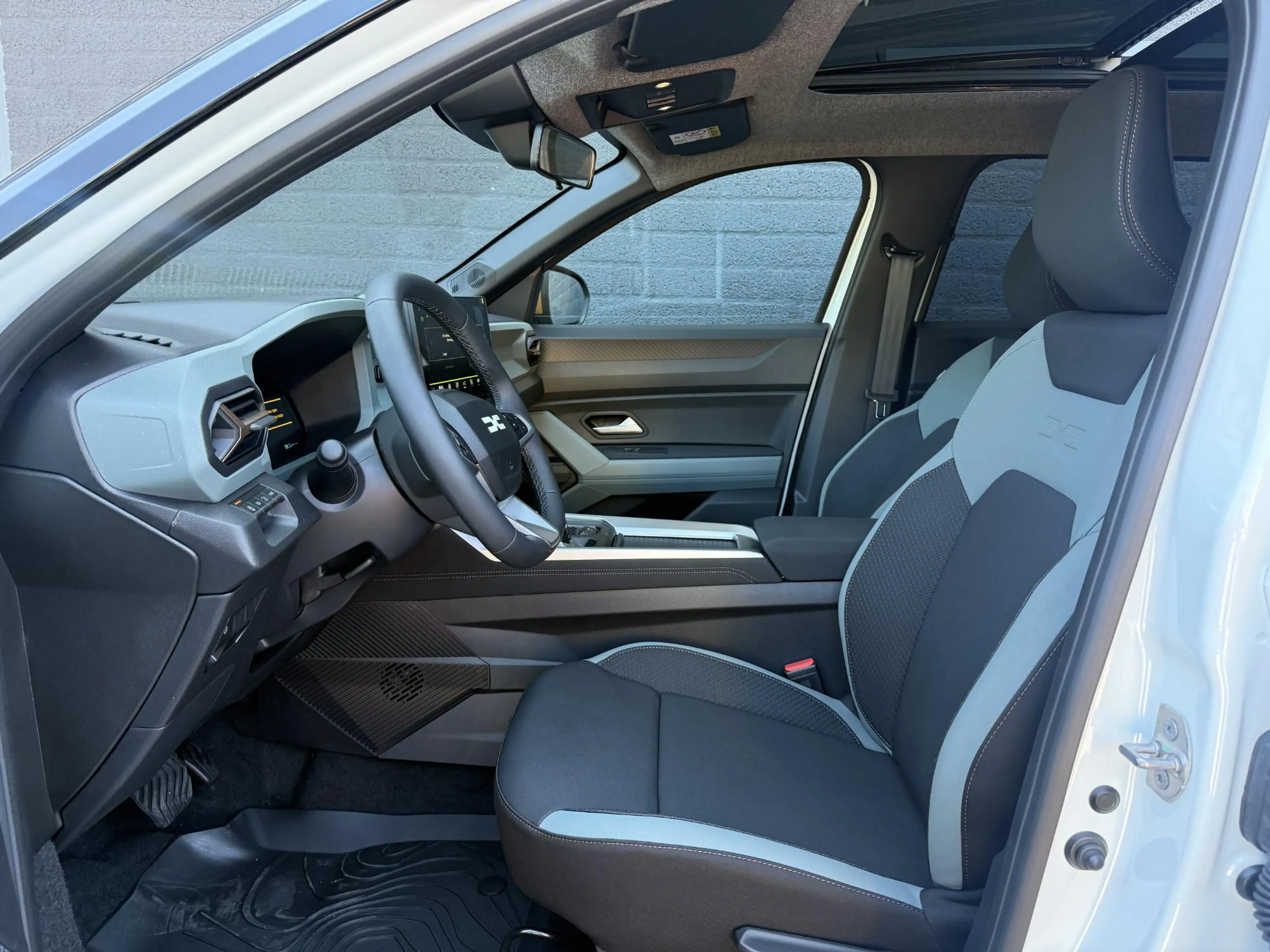 Dacia Bigster 1.8 Hybrid 155 Extreme Direct Leverbaar | Pack Win — photo 3