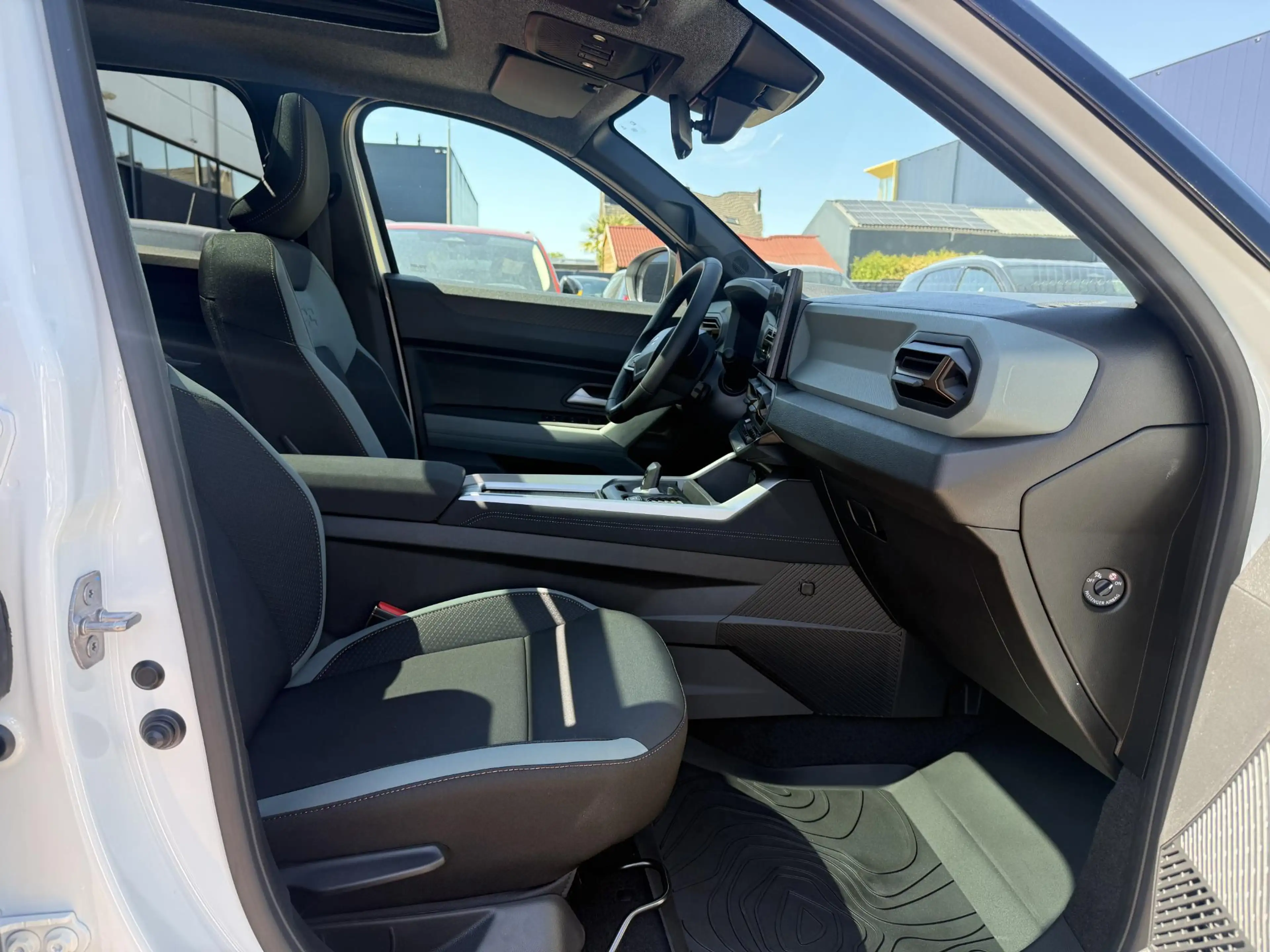 Dacia Bigster 1.8 Hybrid 155 Extreme Direct Leverbaar | Pack Win — photo 8