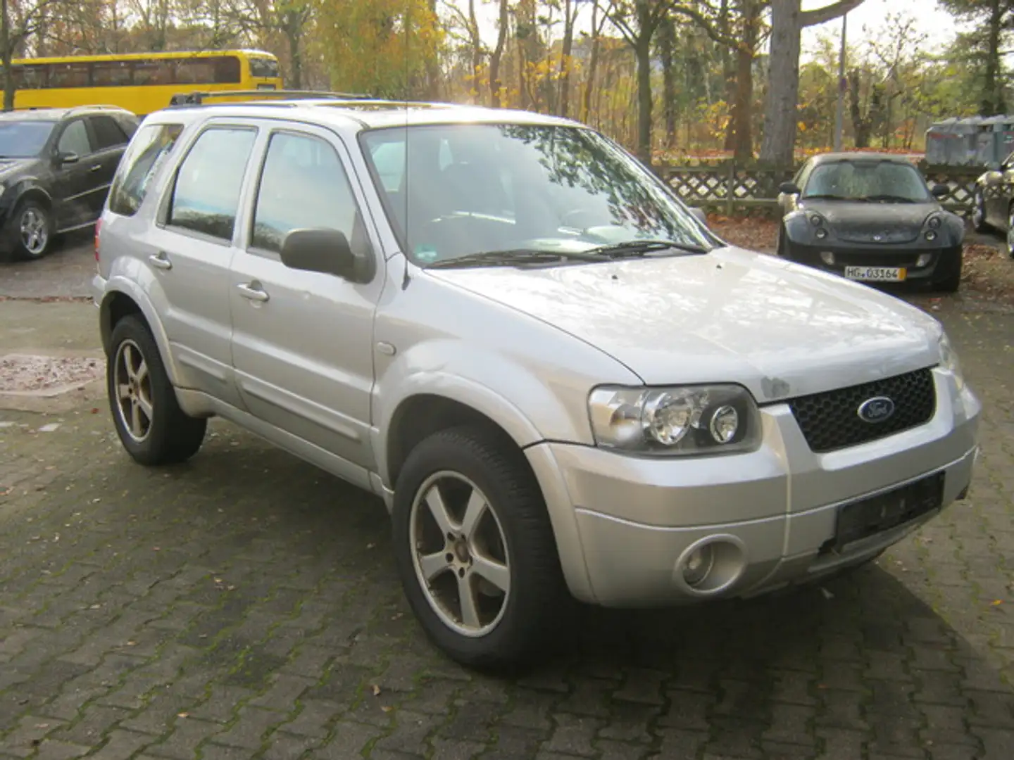 Ford Maverick 3.0 l V6 Limited Autom./Leder/Klima/AHK Silber - 1