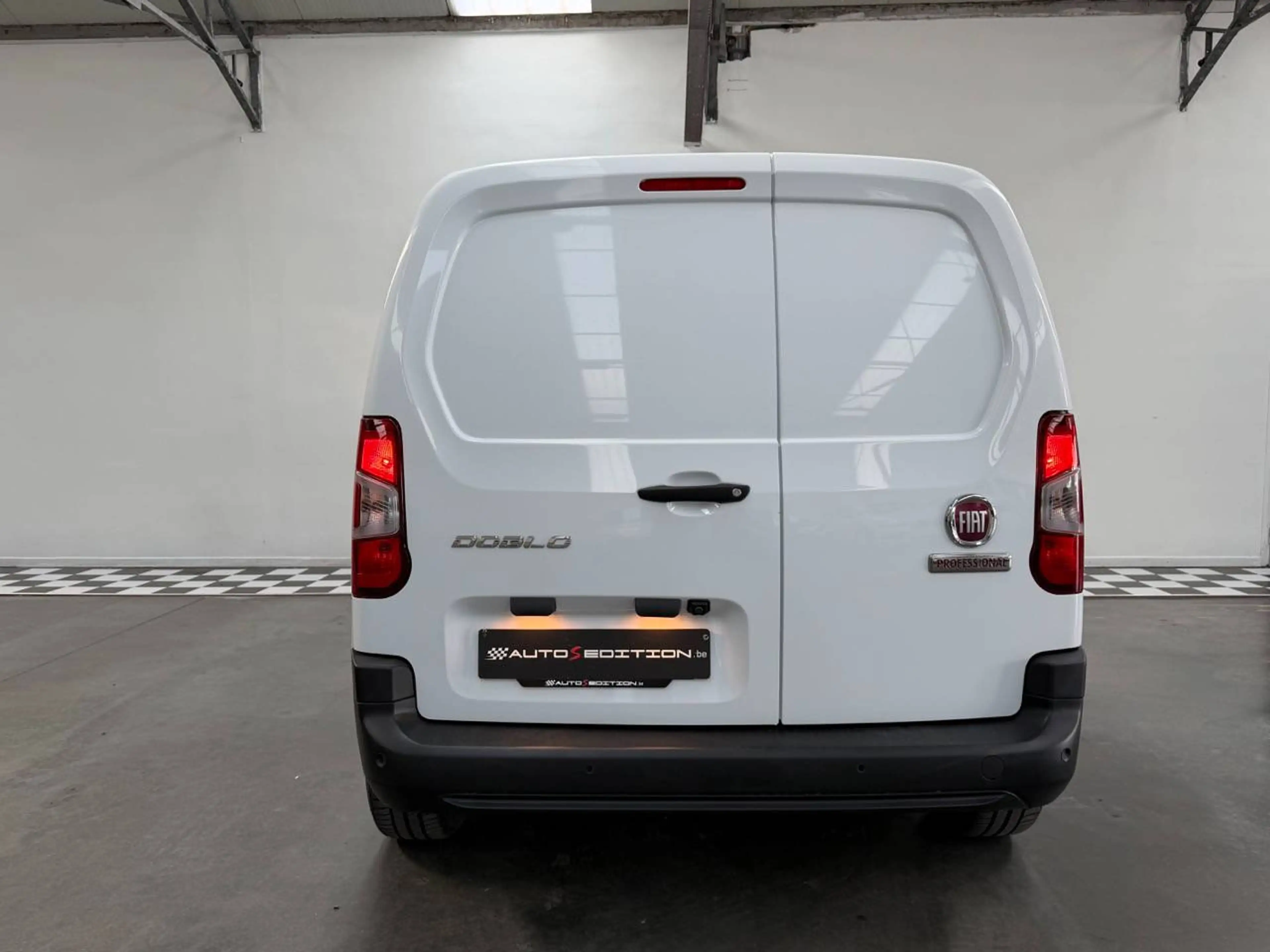 Fiat Doblo 1.5 BlueHDI — photo 4