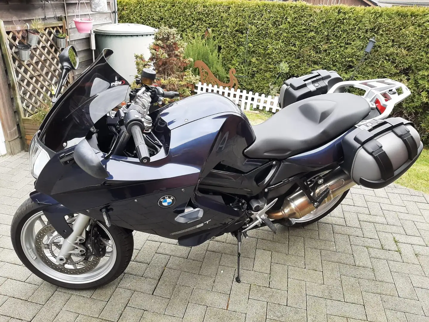 BMW F 800 ST - 2