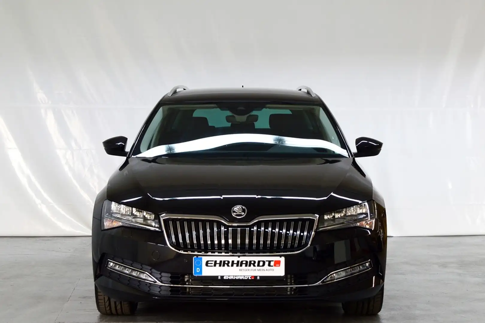 Skoda Superb Combi 1.5 TSI DSG Style AHK*STHZG*LED*NAV*SHZ*A... Schwarz - 2