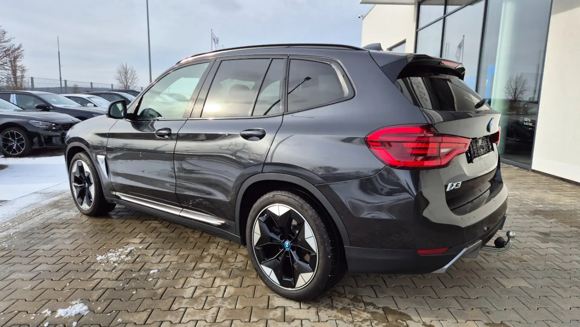 BMW iX3 Impressive AHK/Lordose/Head-Up/Standh/DAB+H&K Grau - 2