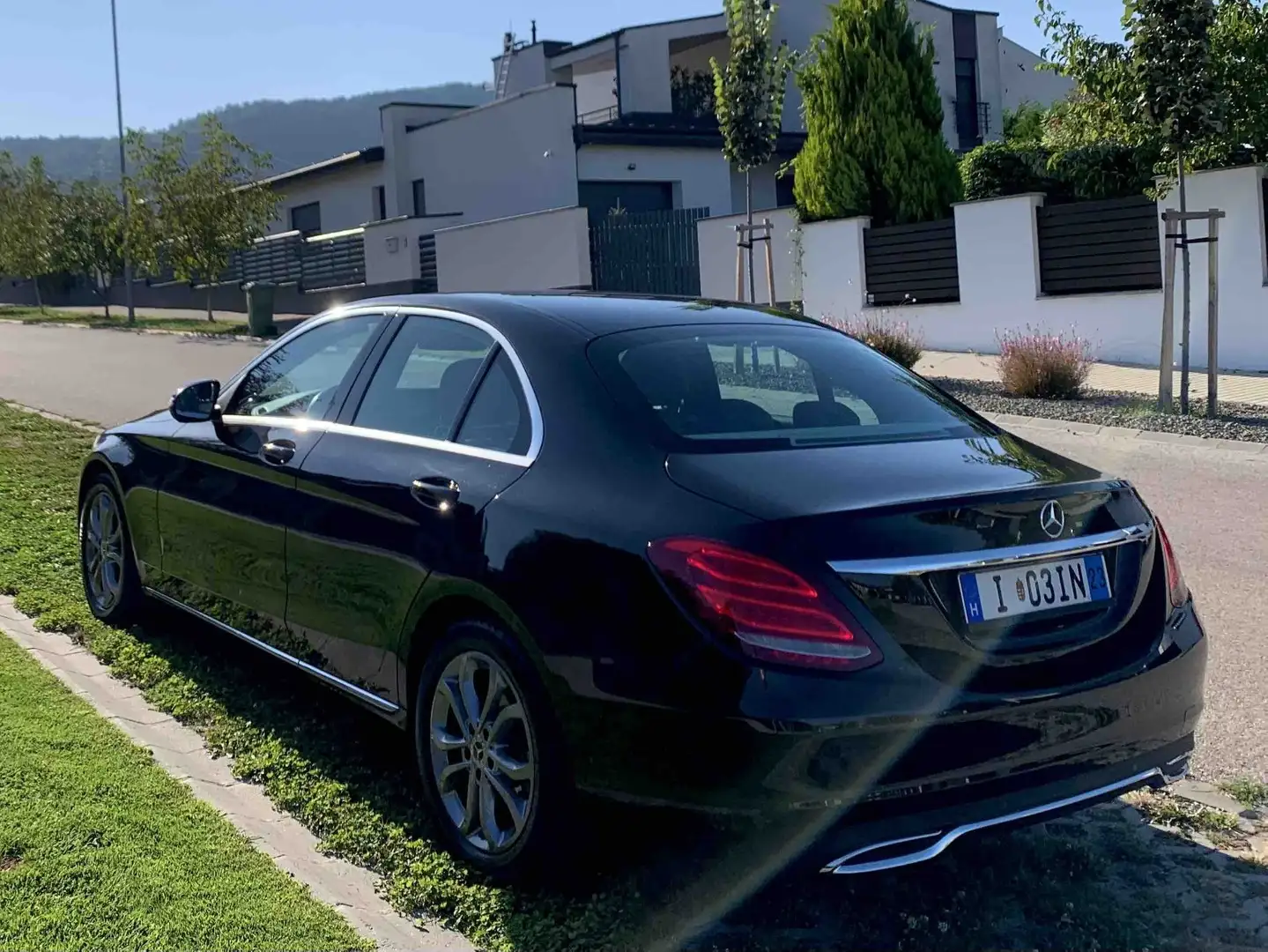 Mercedes-Benz C 180 (BlueTEC) d Avantgarde Negro - 2