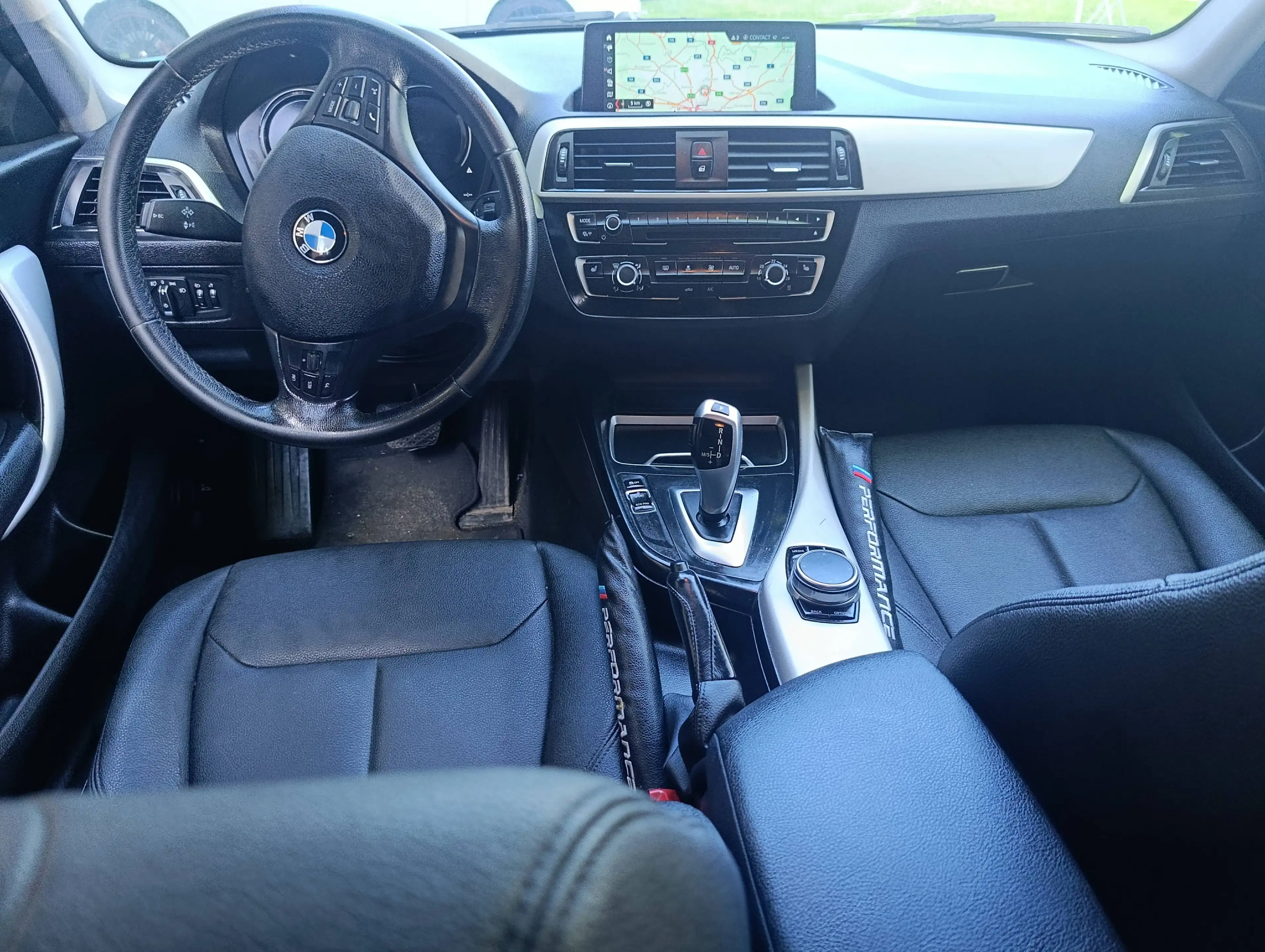 BMW 118 — photo 6