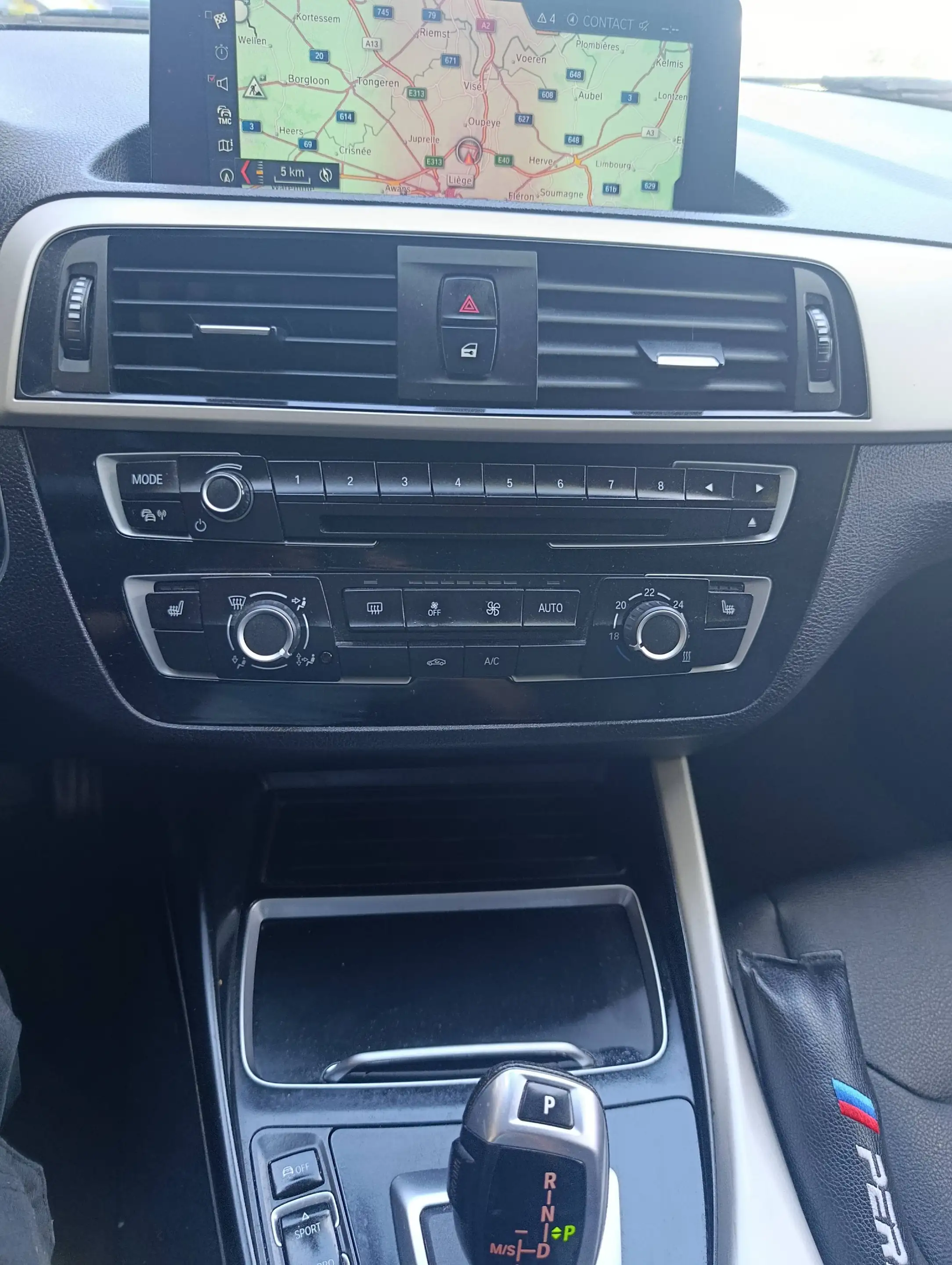 BMW 118 — photo 14