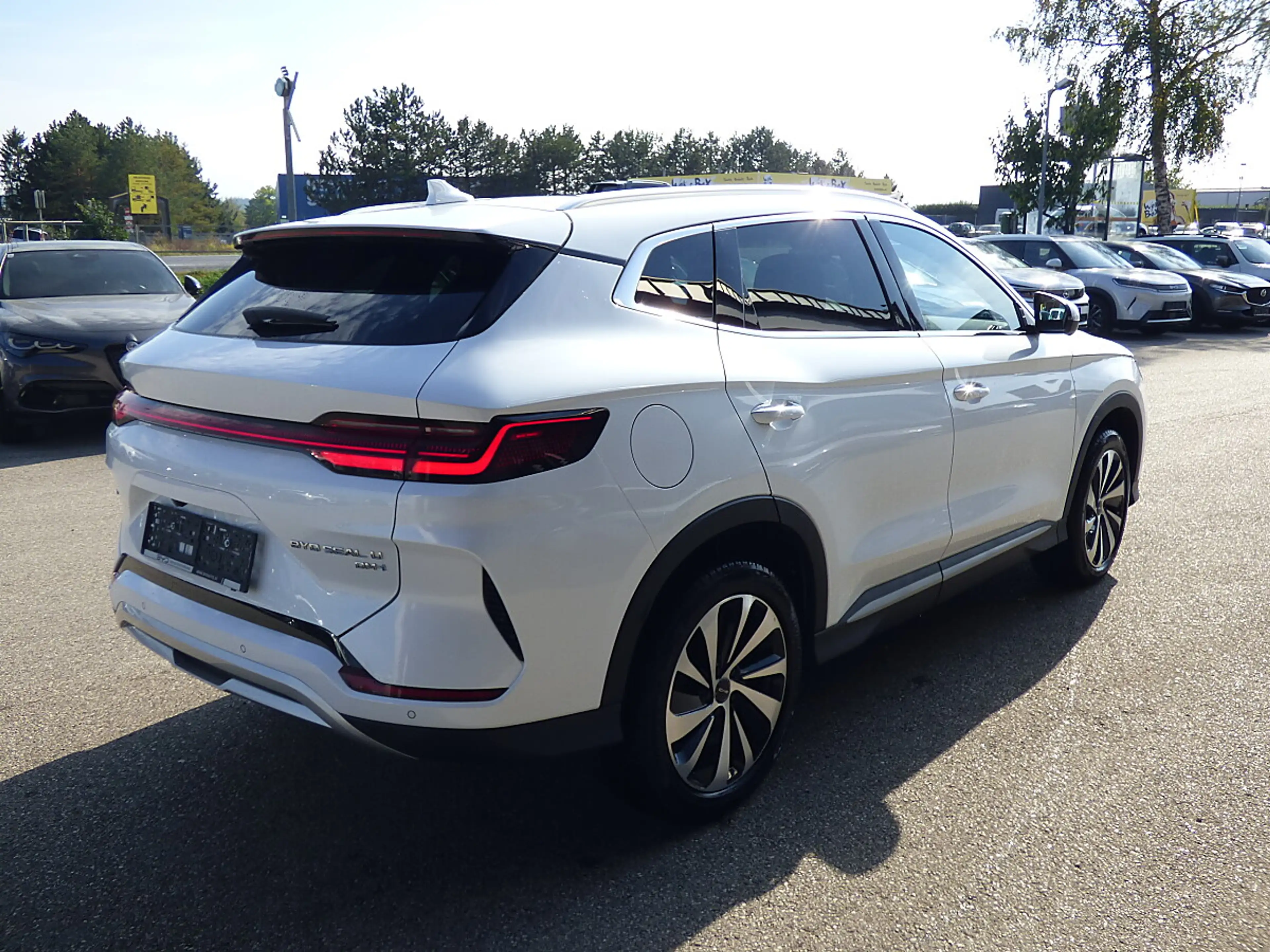 BYD Seal U DM-i PHEV 18,3kWh AWD Design Österreich Paket — photo 3