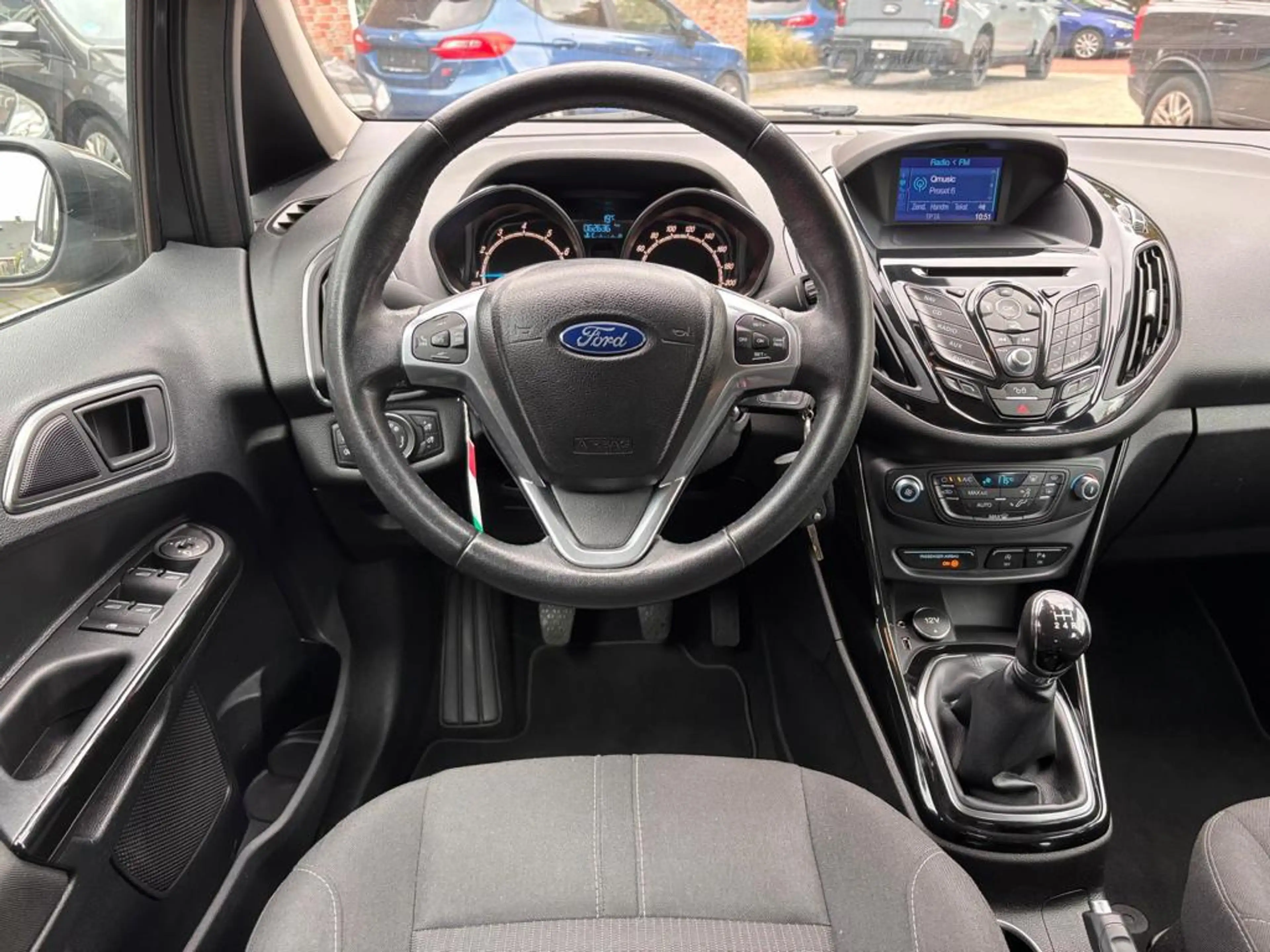 Ford B-Max 1.0 EcoBoost Titanium — photo 12