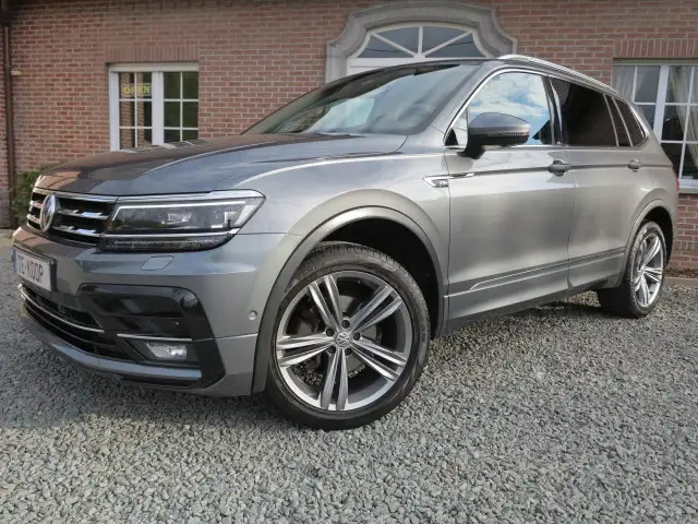 Volkswagen Tiguan Allspace 2.0 TDI R-LINE 7PL.+PANOR. DAK+PROMO+GARANTIE!