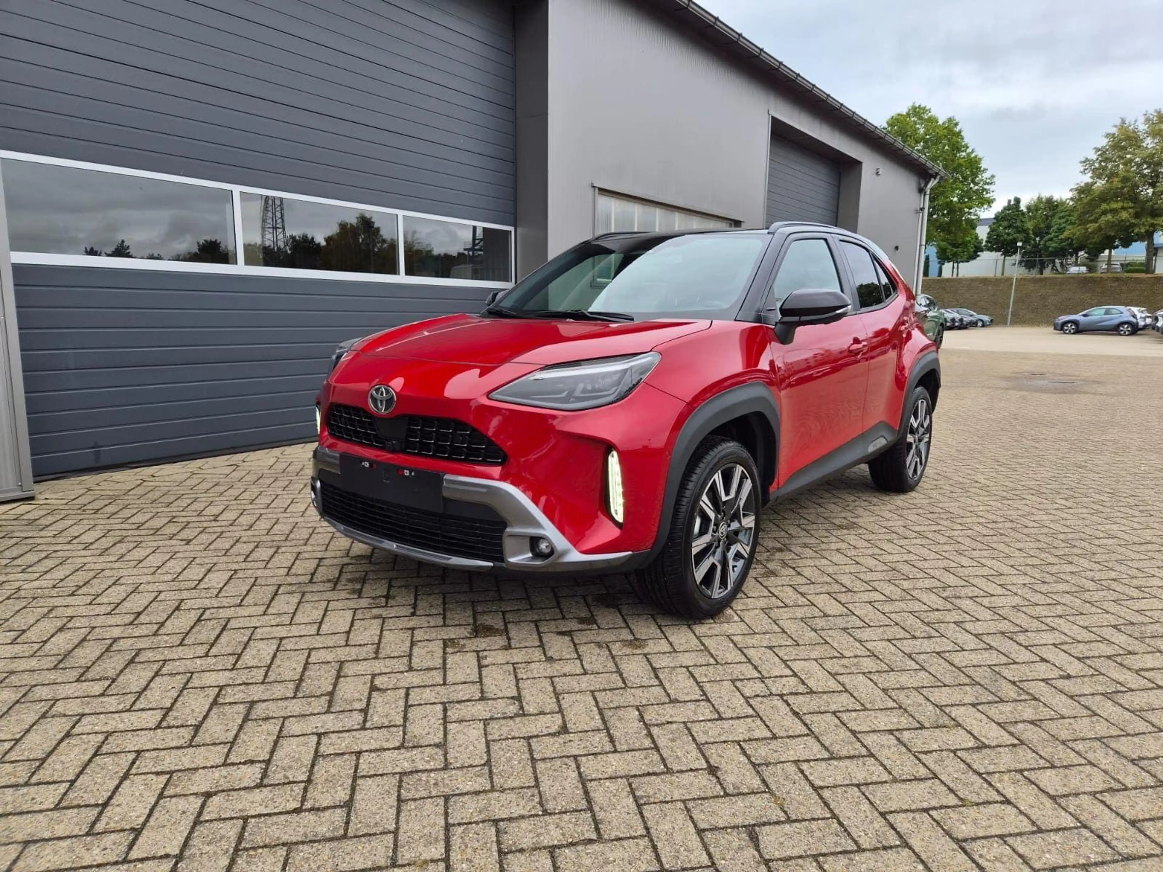 Toyota Yaris Cross 1.5-l 130PS HEV Automatik Style Matrix-LED 4