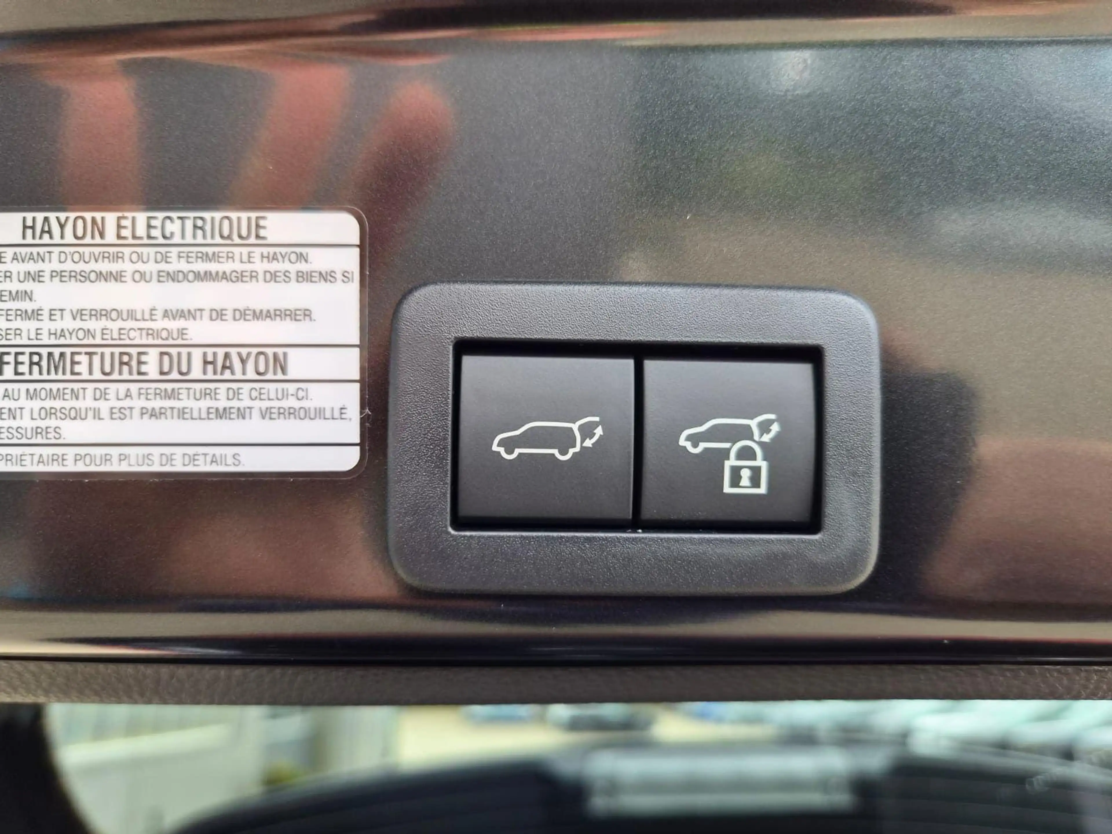Toyota Yaris Cross 1.5-l 130PS HEV Automatik Style Matrix-LED 4 — photo 11
