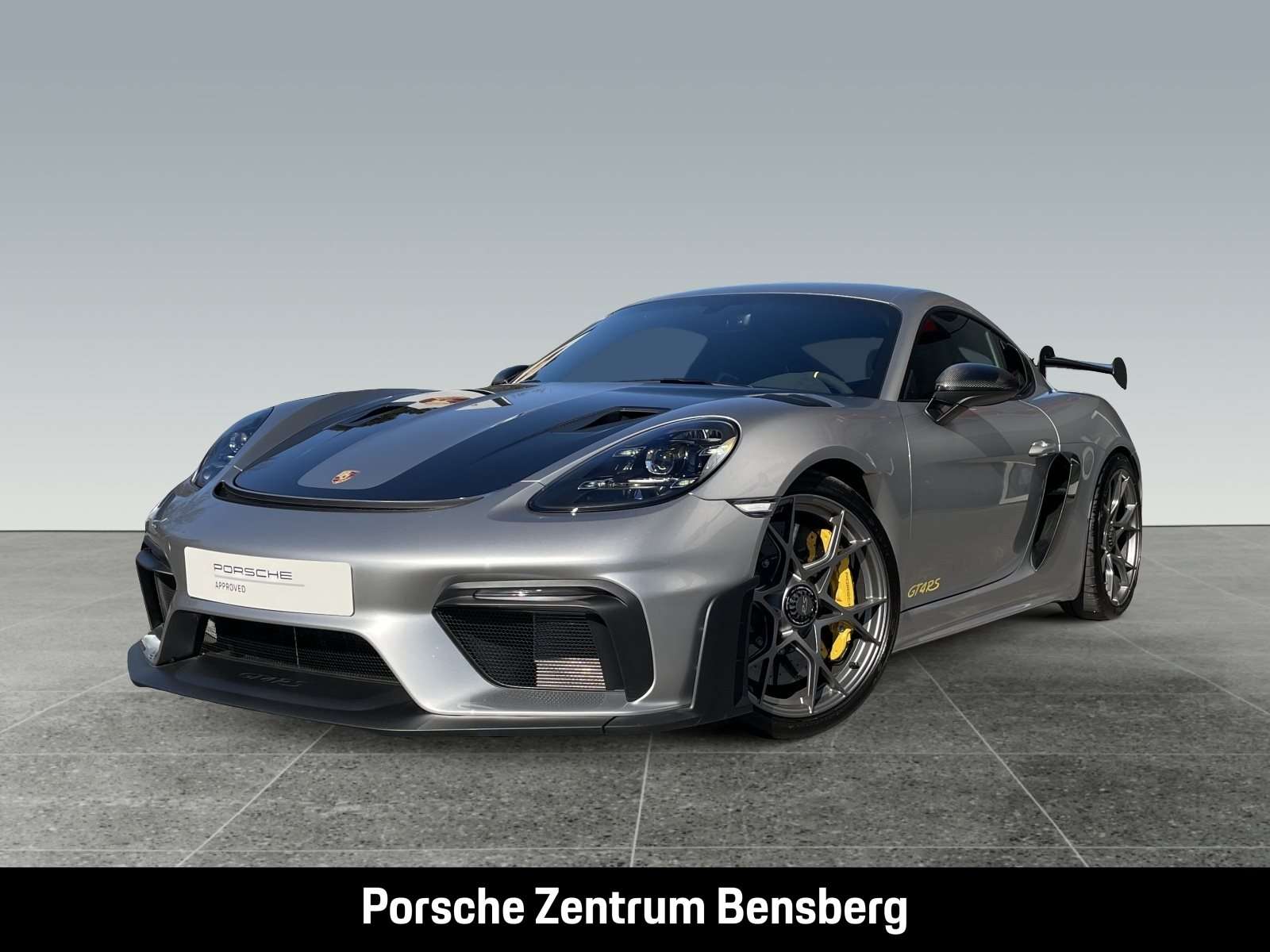 Second hand Porsche Cayman 