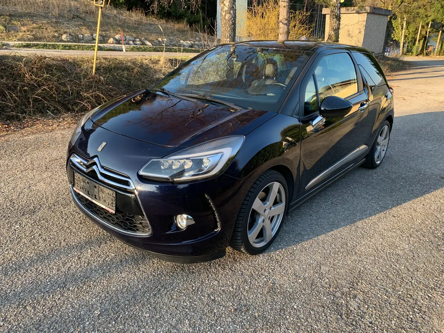 DS Automobiles DS 3 **HINGUCKER** DS3 THP 165 SHS 60 Jahre Blau - 2