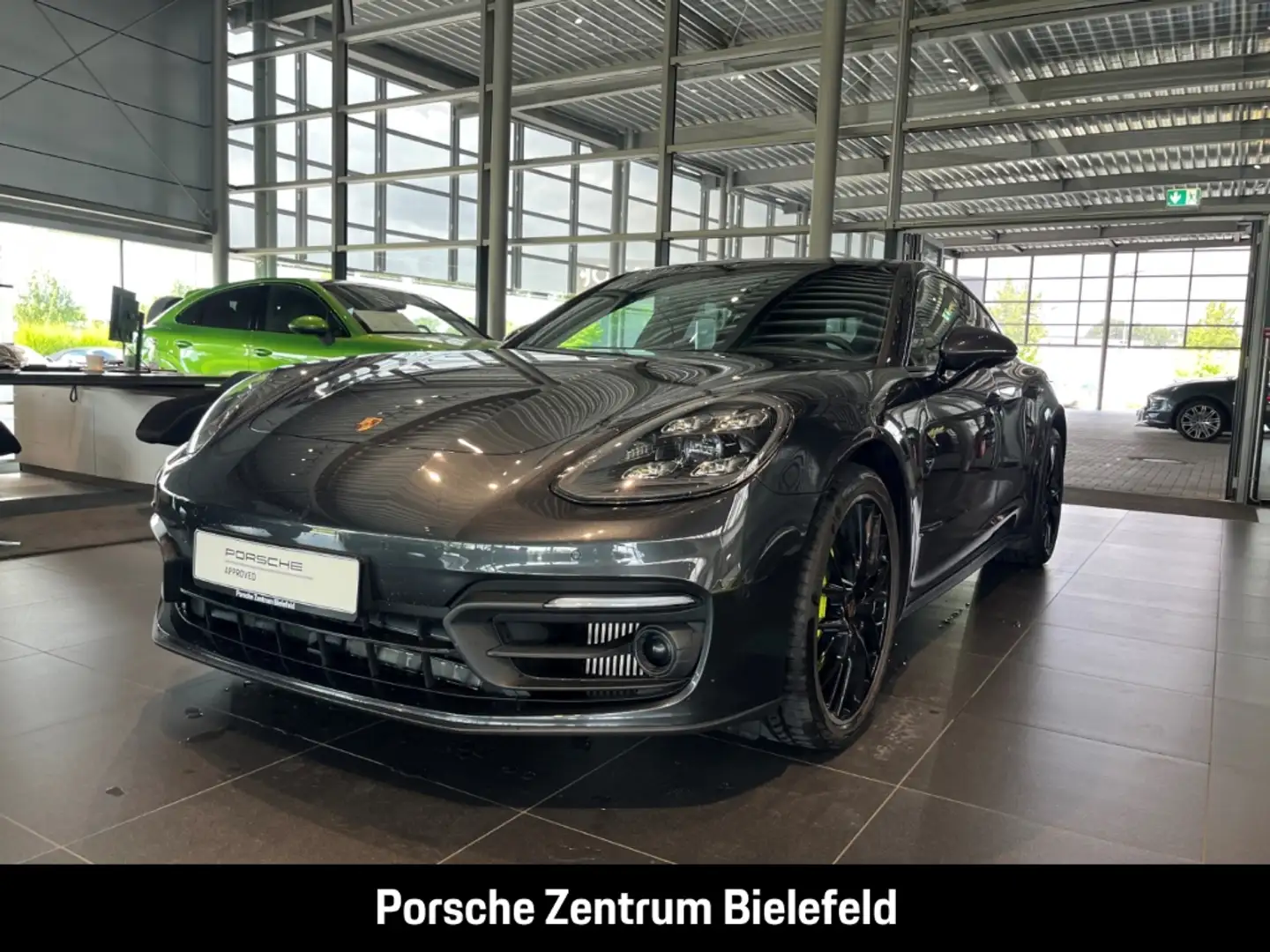 Porsche Panamera 4 E-Hybrid BOSE Panorama Surround-View Серый - 1