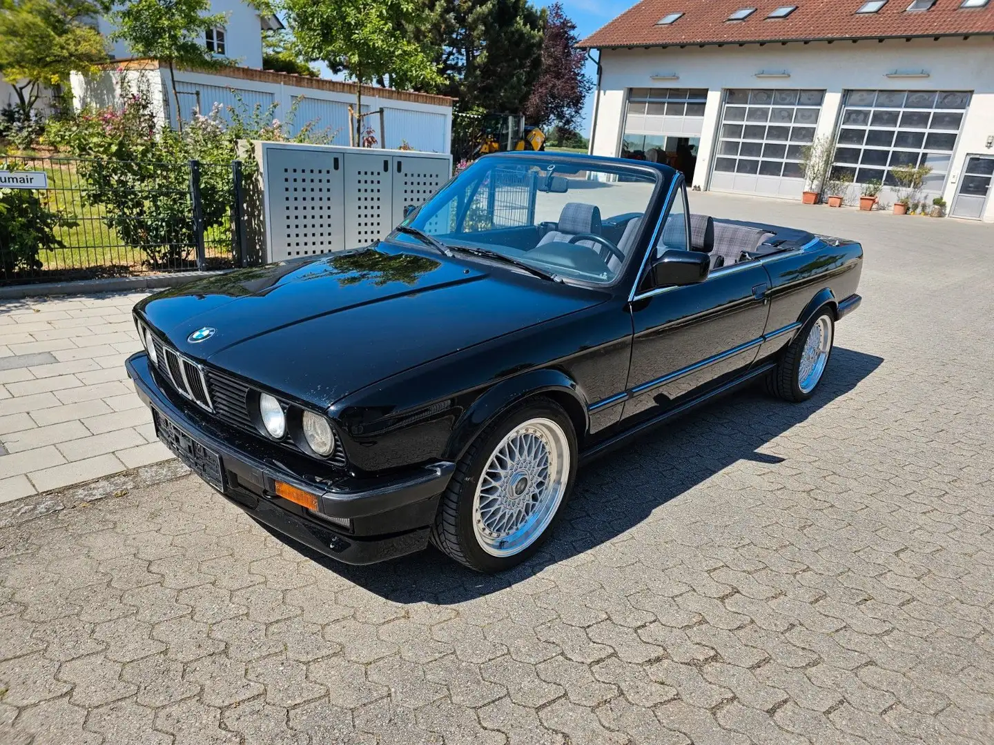 BMW 320 i Cabrio Top Zustand 6 Zylinder Garage - 2