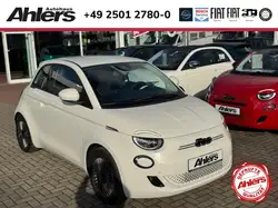 Fiat 500 +KAMERA+SITZHEIZUNG+CARPLAY+TOTWINKEL+PDC+KEYLESS+