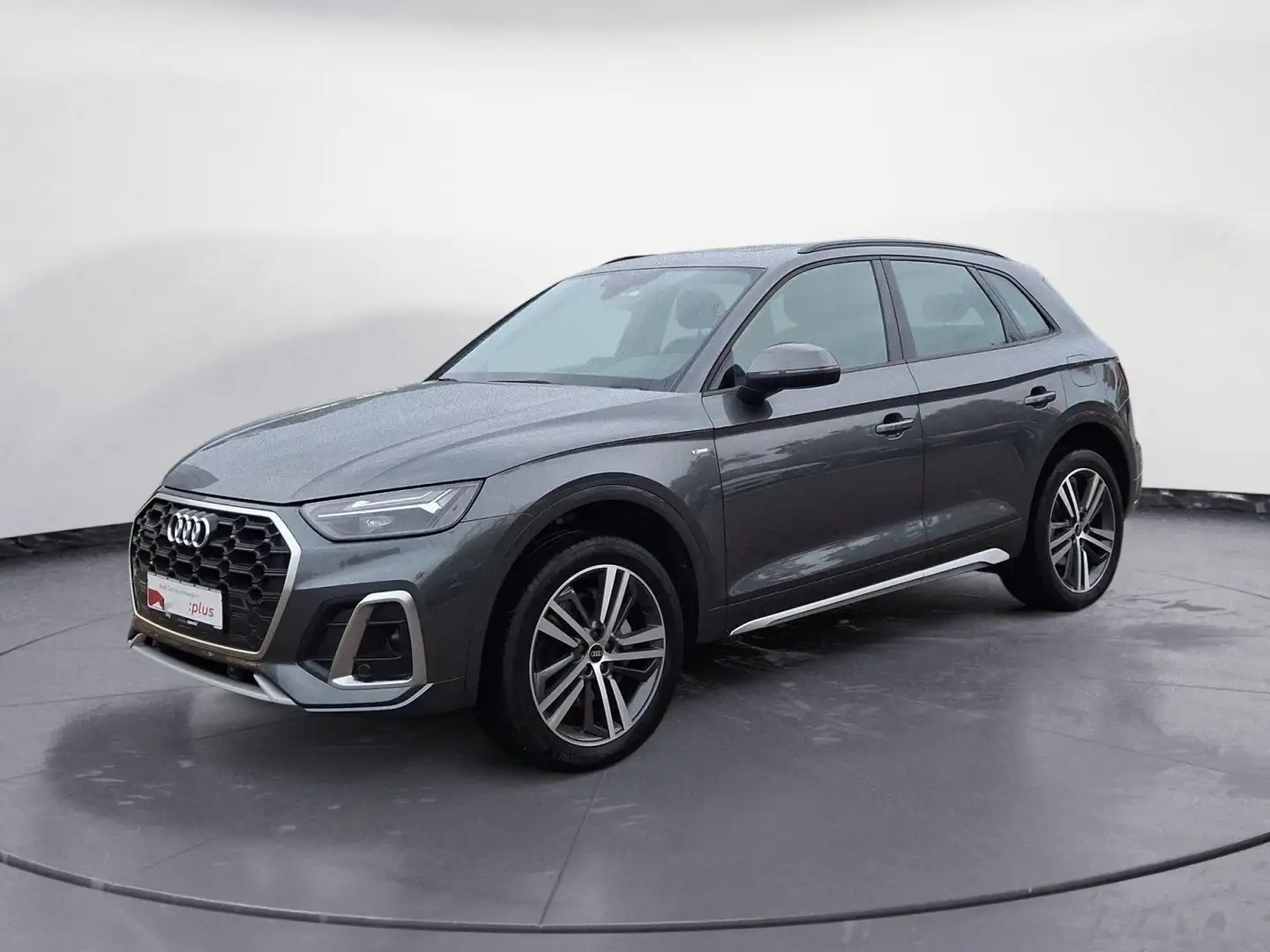 Audi Q5 50 TFSIe quattro S tronic S line Grau - 2