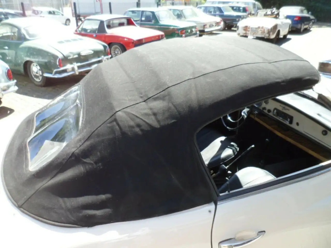 Volkswagen Karmann Ghia Sonnenlanddach 1968 hellbeige, foto 11