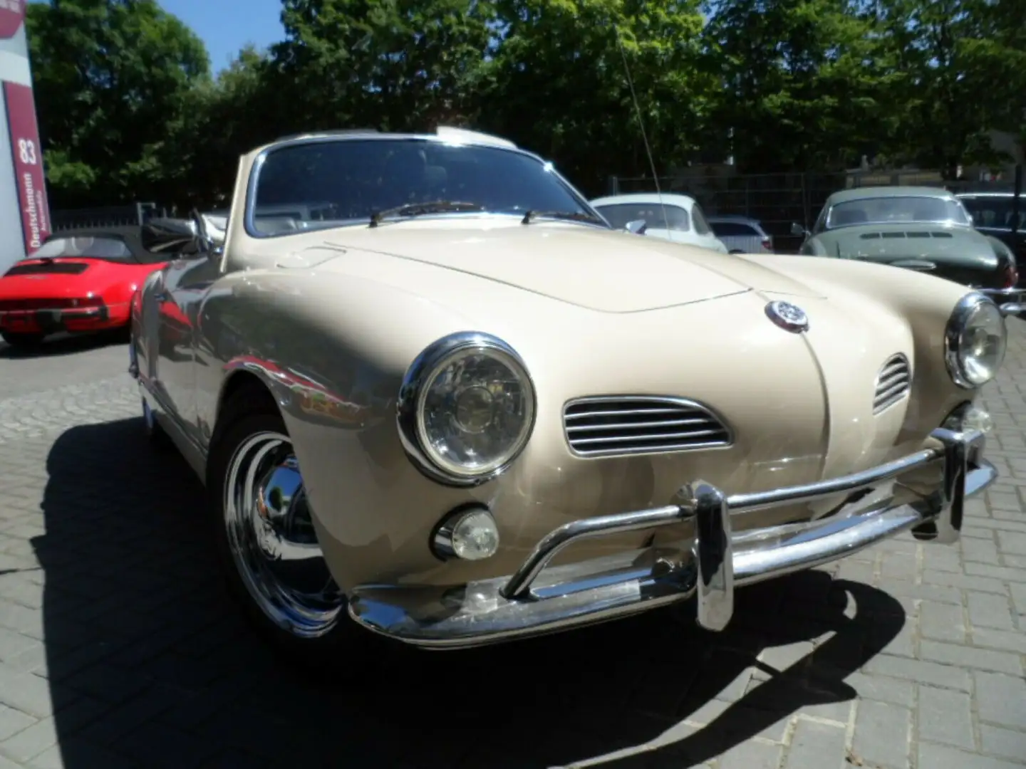 Volkswagen Karmann Ghia Sonnenlanddach 1968 hellbeige Béžová - 1