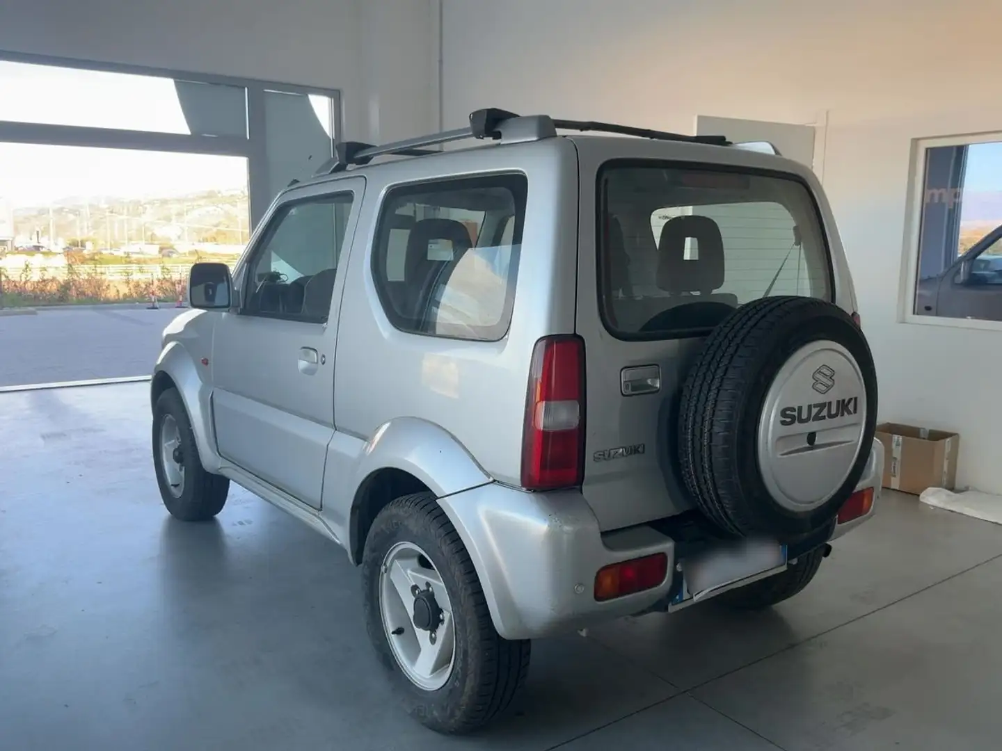 Suzuki Jimny Jimny 1.3 16v 4wd Silber - 2