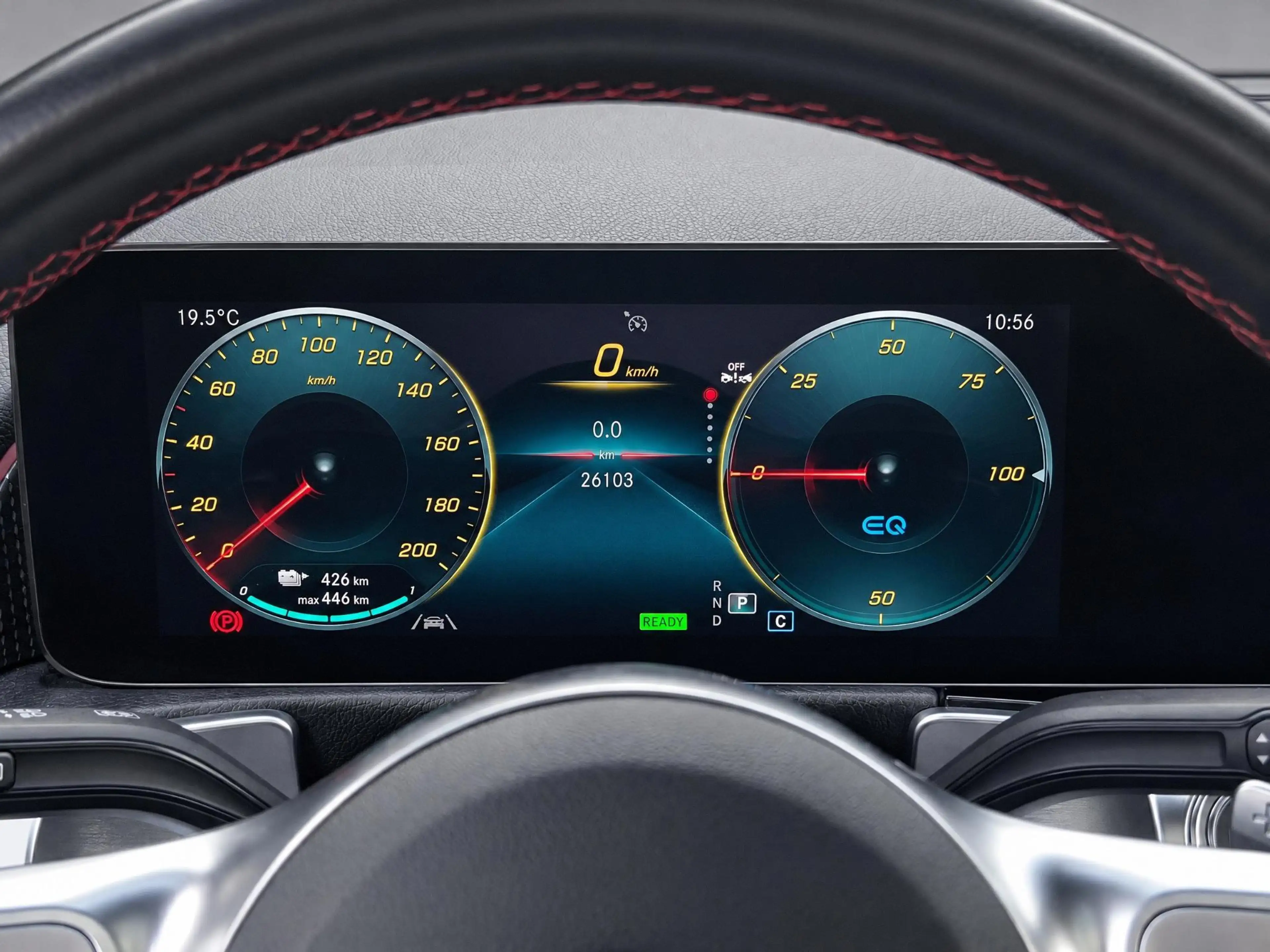 Mercedes-Benz EQB 250 AMG Line 67 kWh — photo 10