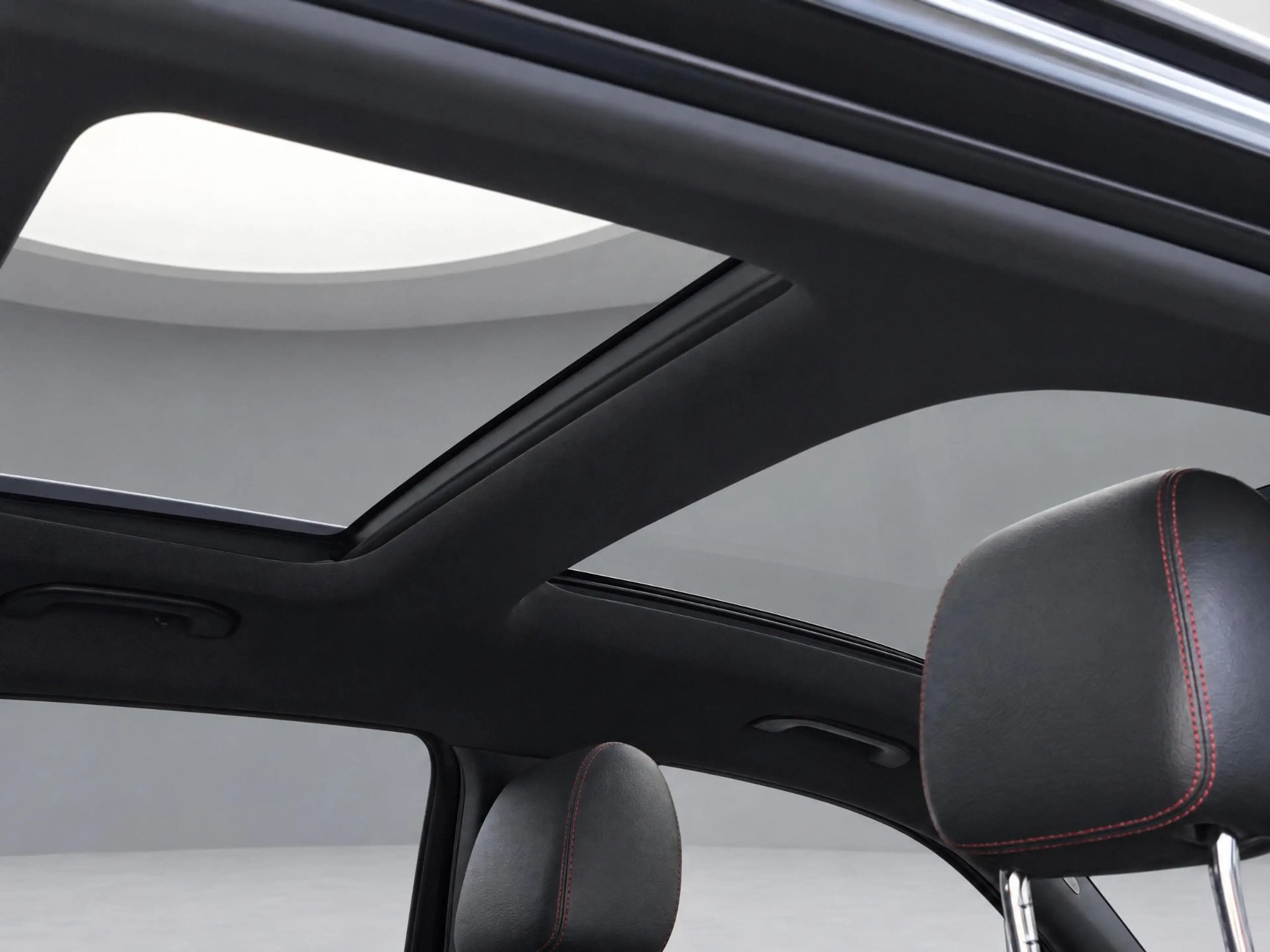 Mercedes-Benz EQB 250 AMG Line 67 kWh — photo 6