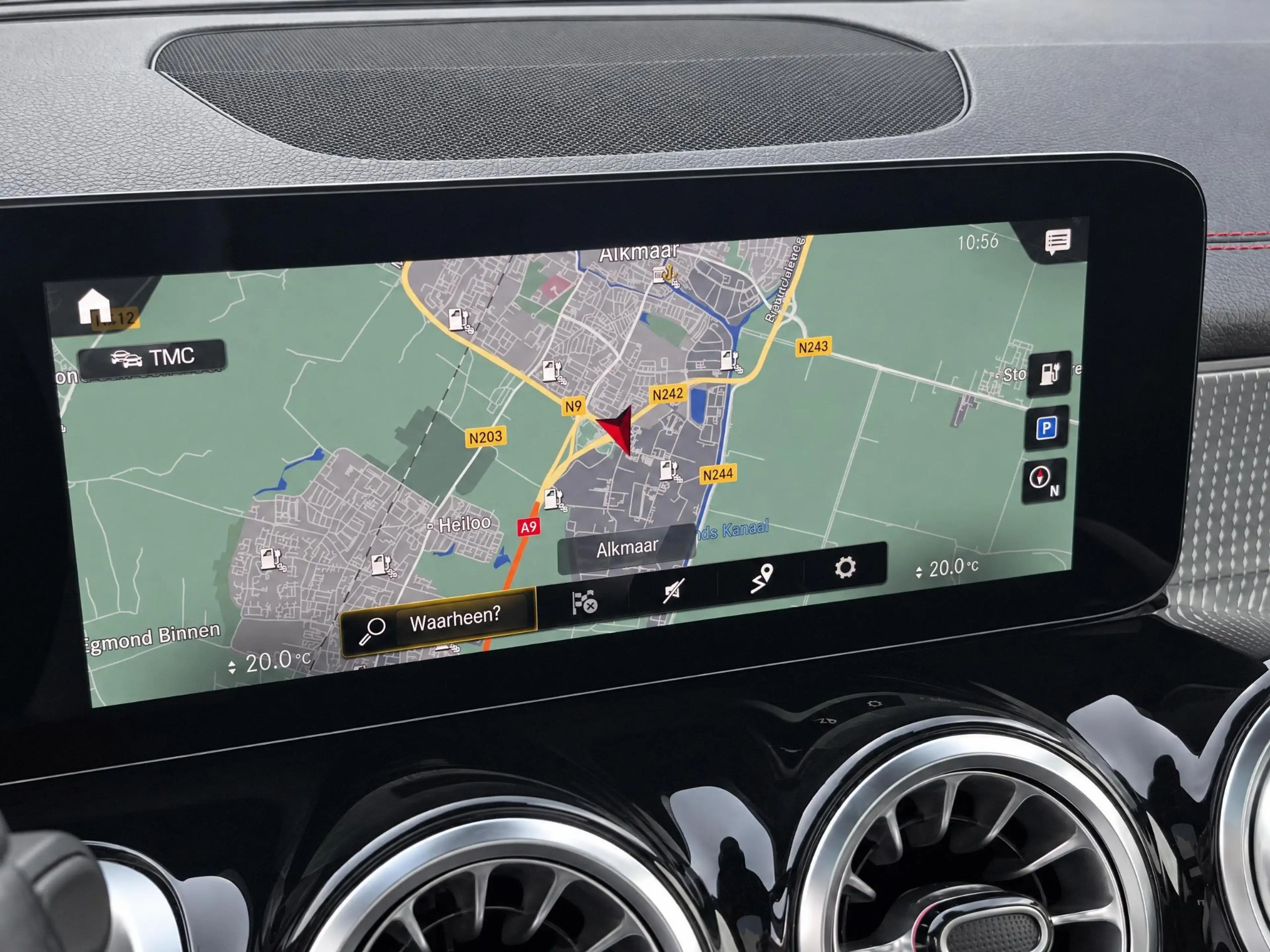 Mercedes-Benz EQB 250 AMG Line 67 kWh — photo 13