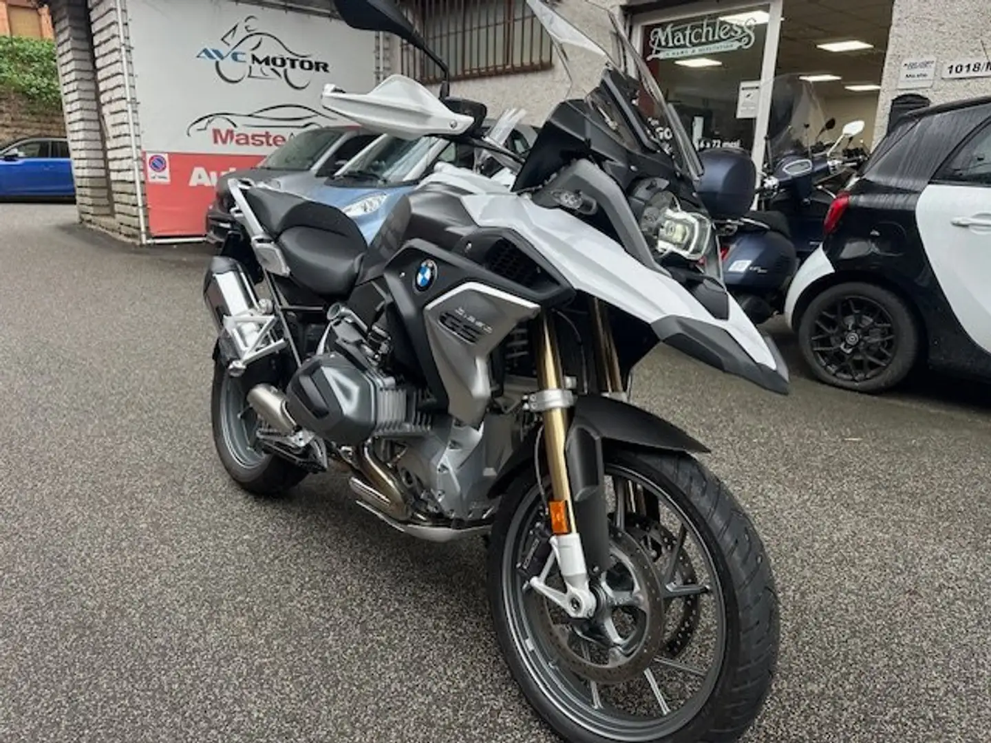 BMW R 1250 GS 2019 KM.10719 3 PACK FULL UNIPRO. Alb - 1