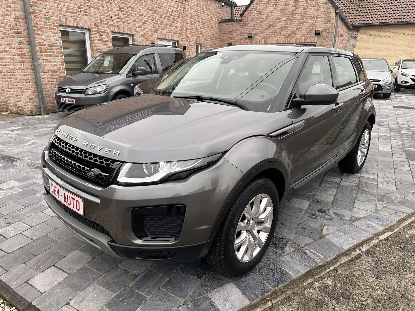 Land Rover Range Rover Evoque 2.0 (EU6d-TEMP)*GARANTIE 12M*CARNET*CAR PASS* Grijs - 1